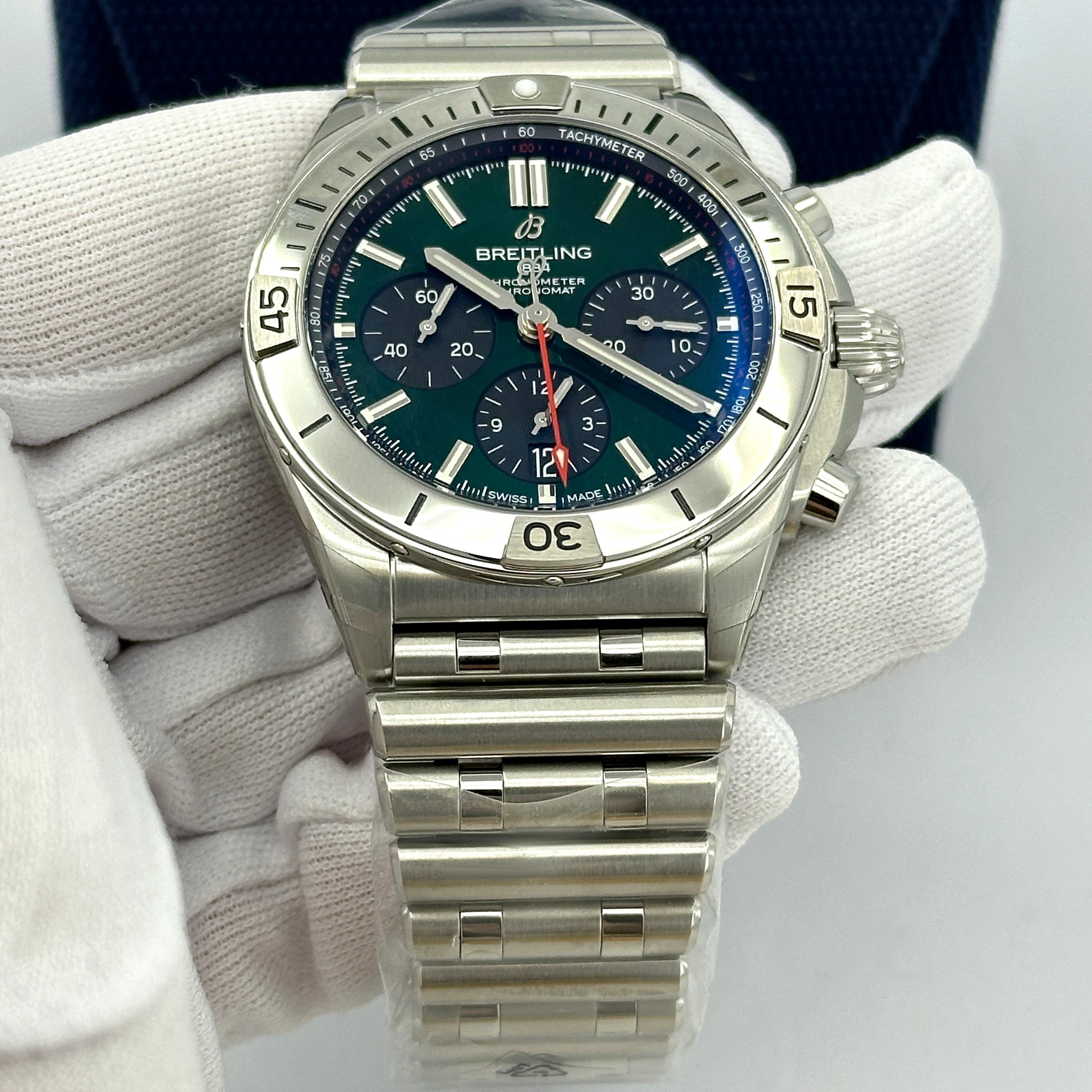 Breitling Chronomat non indossato Referenza # AB0134101L1A1, Set completo, 2025 in vendita 10