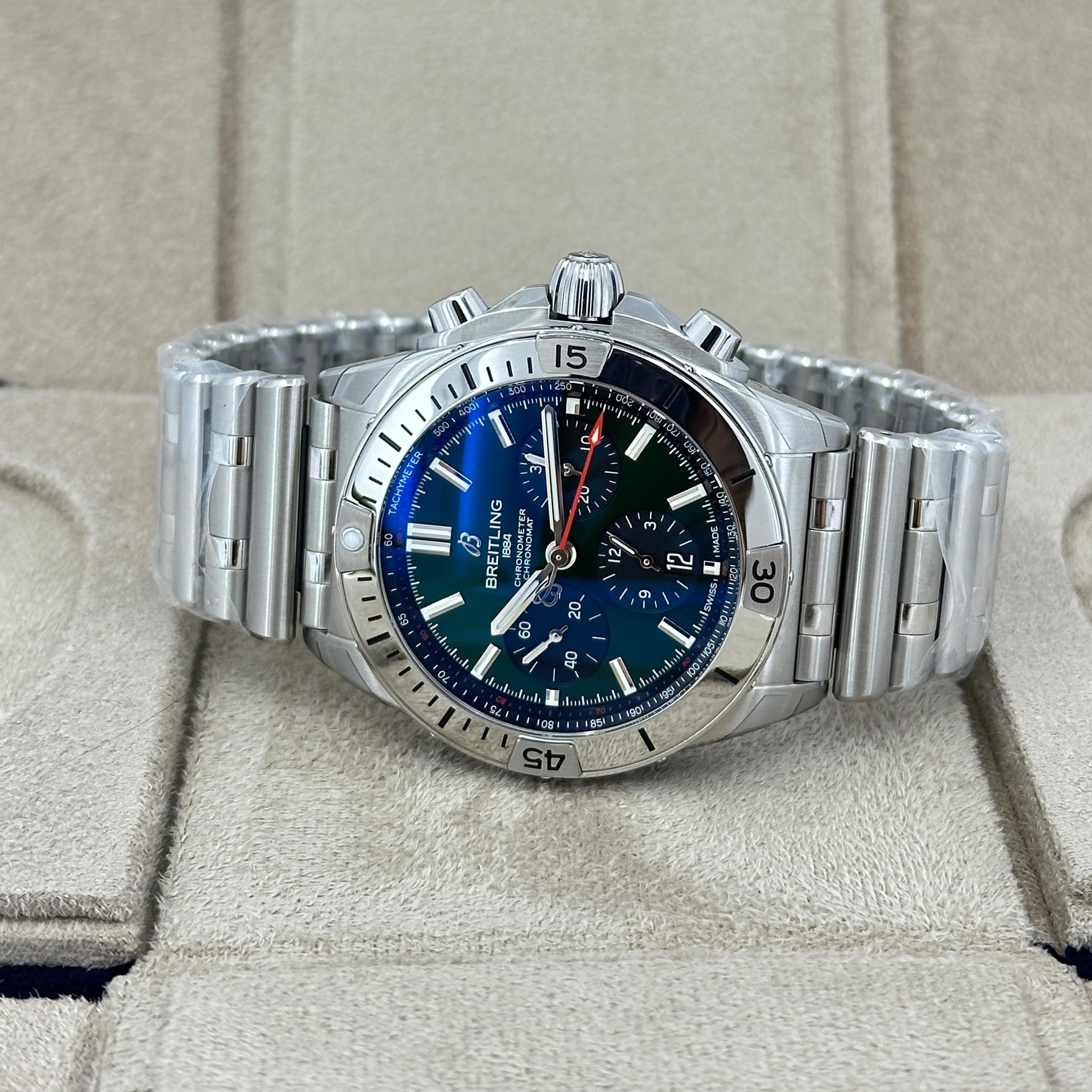 Breitling Chronomat non indossato Referenza # AB0134101L1A1, Set completo, 2025 in vendita 5