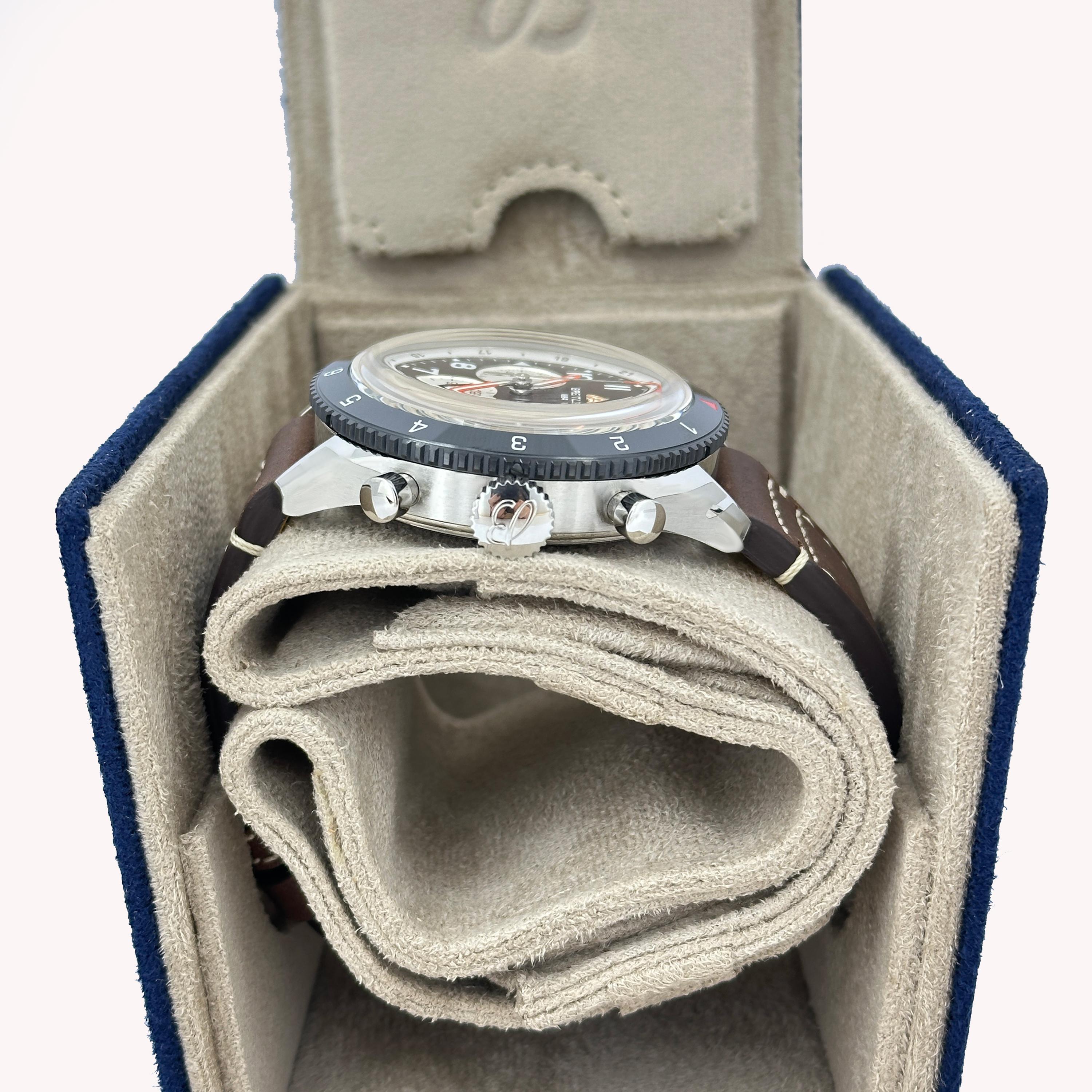 Breitling Classic AVI non indossato, referenza YB04451A1B1X1, set completo, 2025 in vendita 1