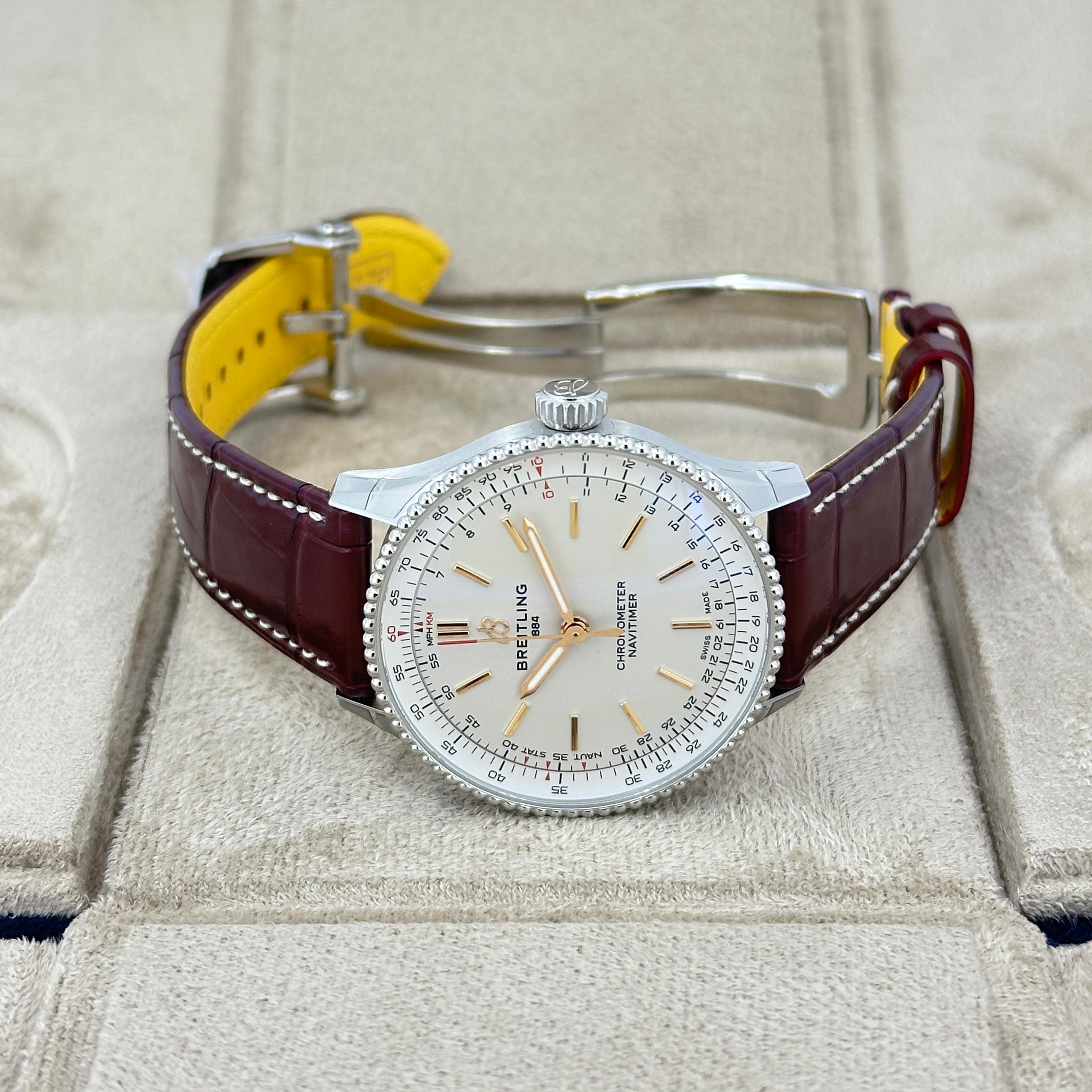 Breitling Navitimer non indossato, referenza A17327211G1P1, set completo, 2025 in vendita 4