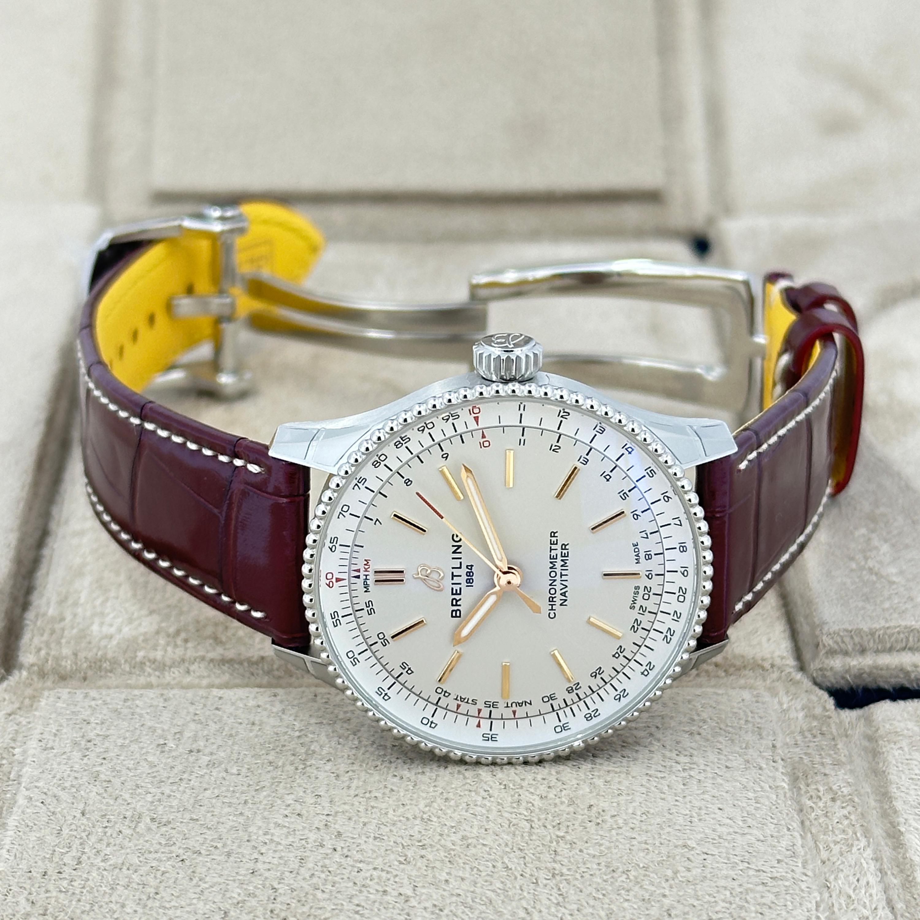 Breitling Navitimer non indossato, referenza A17327211G1P1, set completo, 2025 in vendita 5