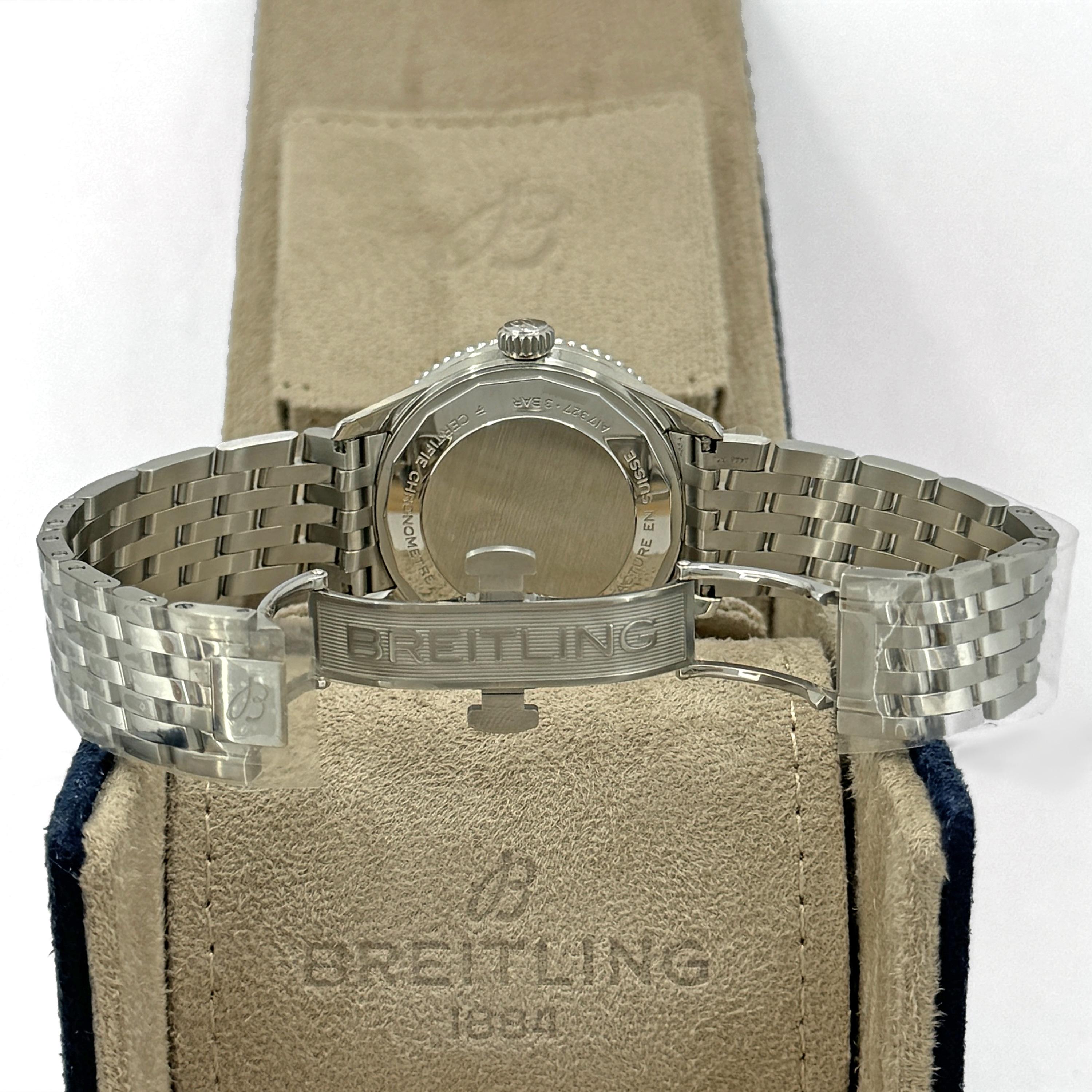 Breitling Navitimer non indossato, referenza A17327381B1A1, set completo, 2025 in vendita 6