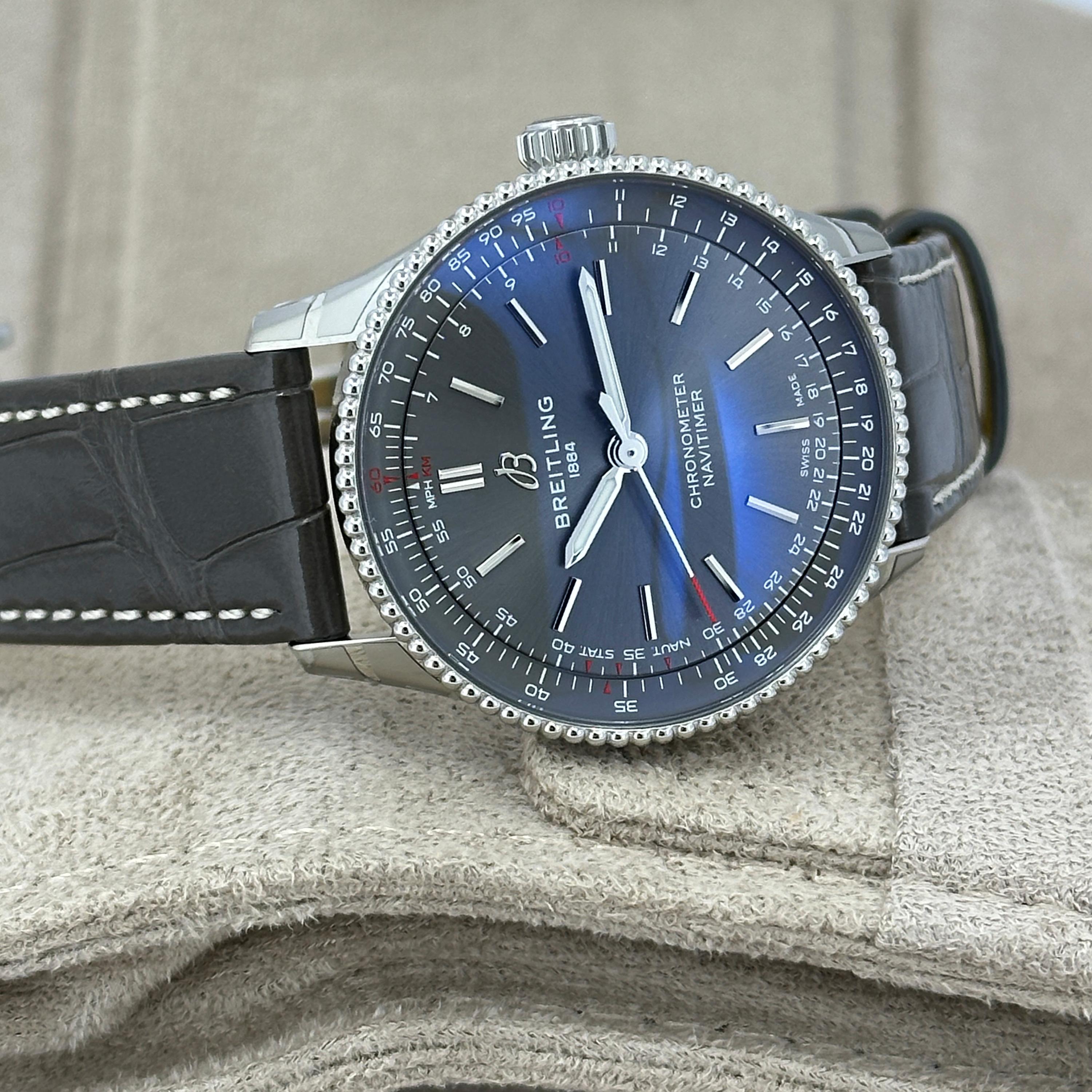 Breitling Navitimer non indossato, referenza A17327381B1P1, set completo, 2025 in vendita 4