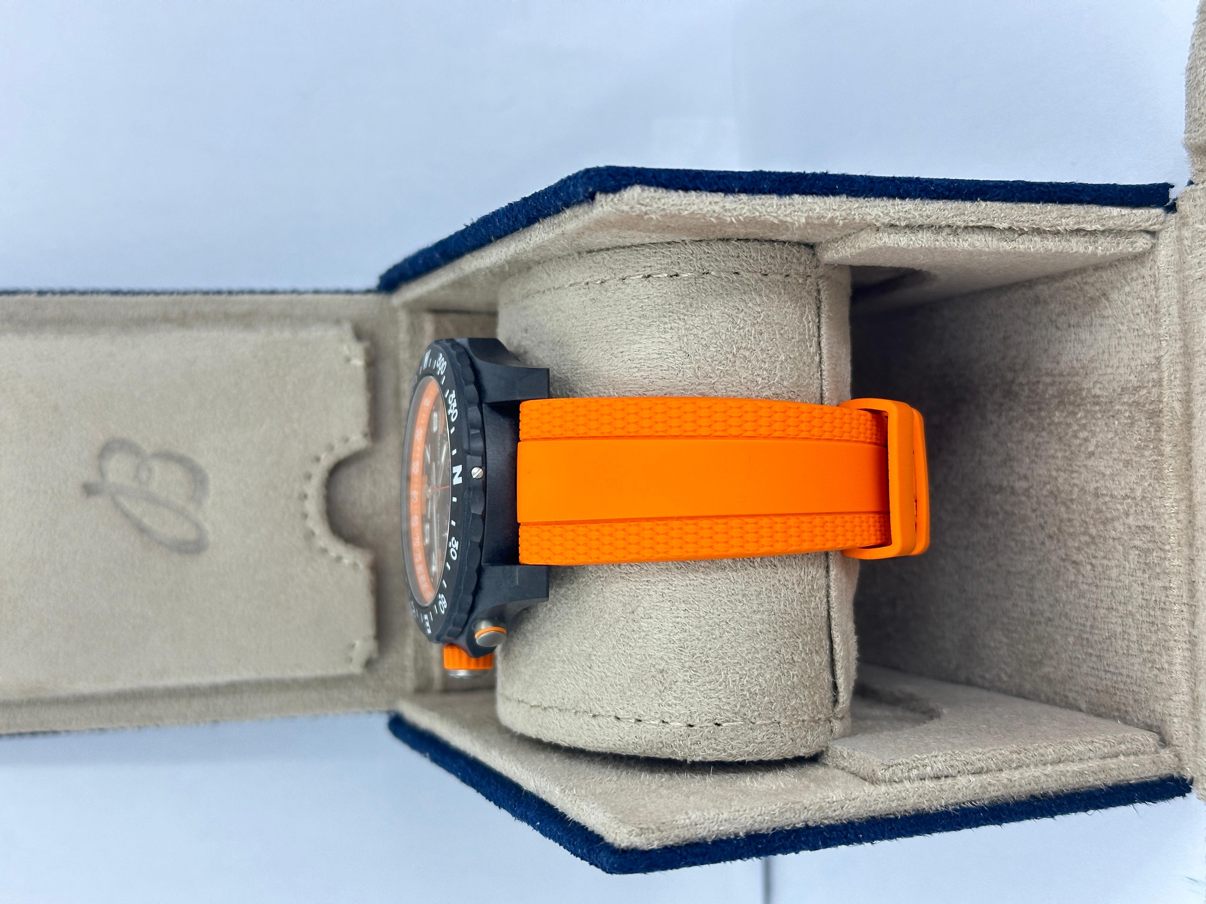 Breitling Professional non indossato Numero di riferimento X82310A51B1S2, Set completo, 2025 In condizioni Nuovo in vendita a New York, NY