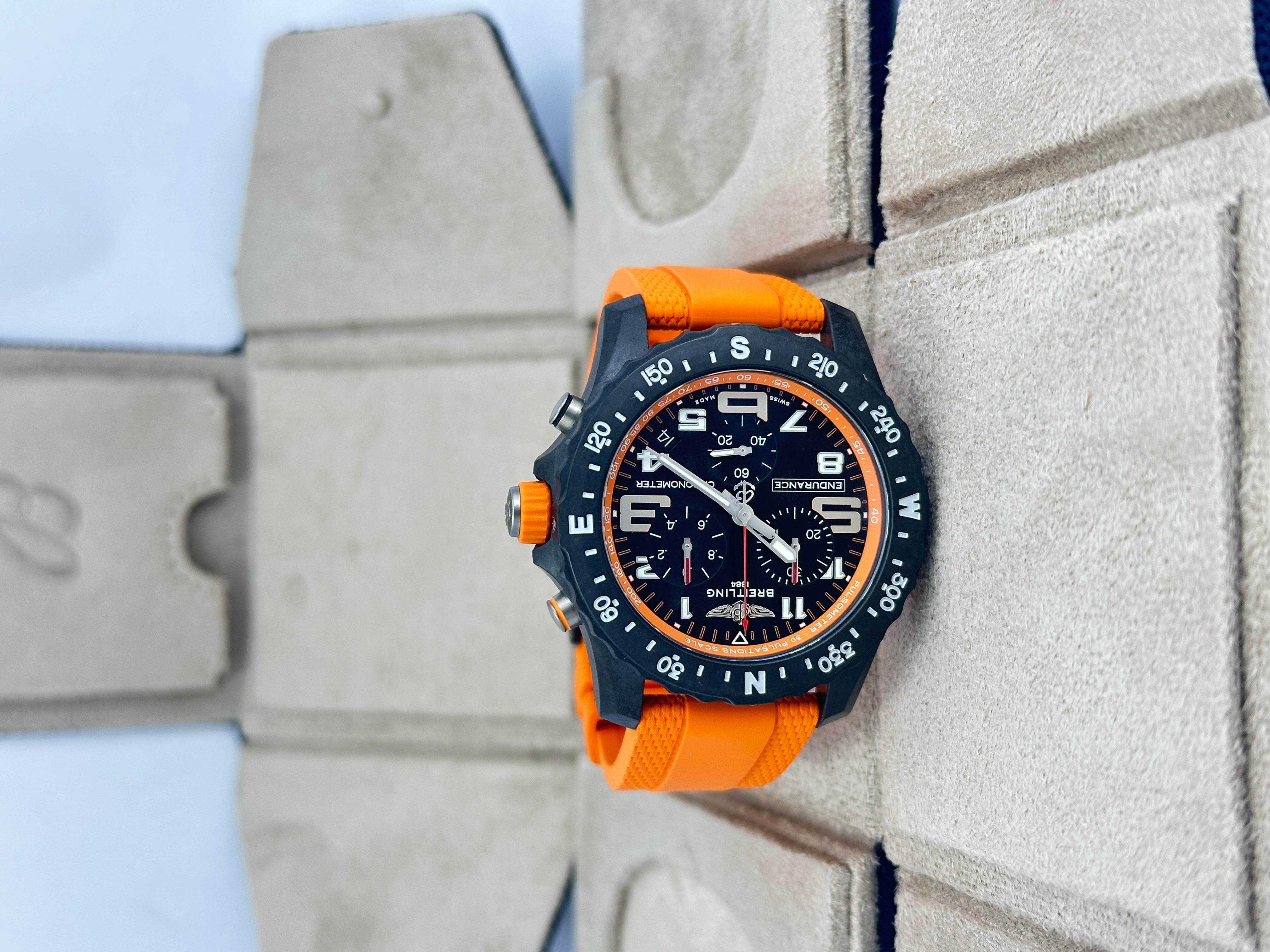 Breitling Professional non indossato Numero di riferimento X82310A51B1S2, Set completo, 2025 in vendita 2