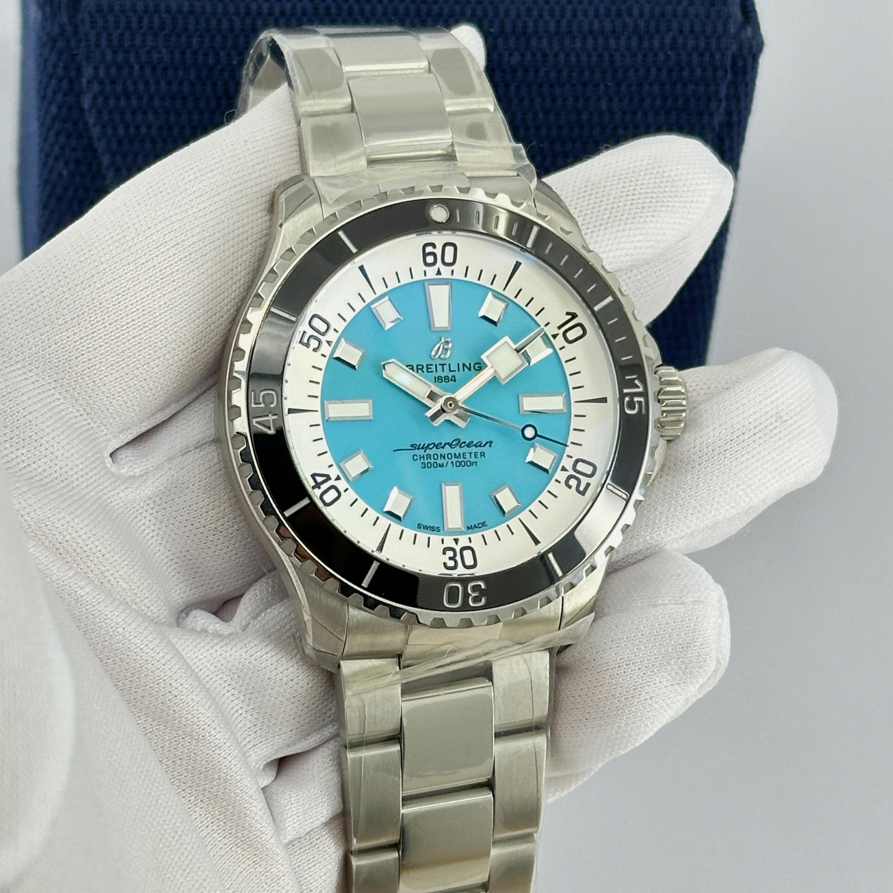 Inédite Breitling Superocean Reference# A17376211L2A1, Set complet, 2025 en vente 11