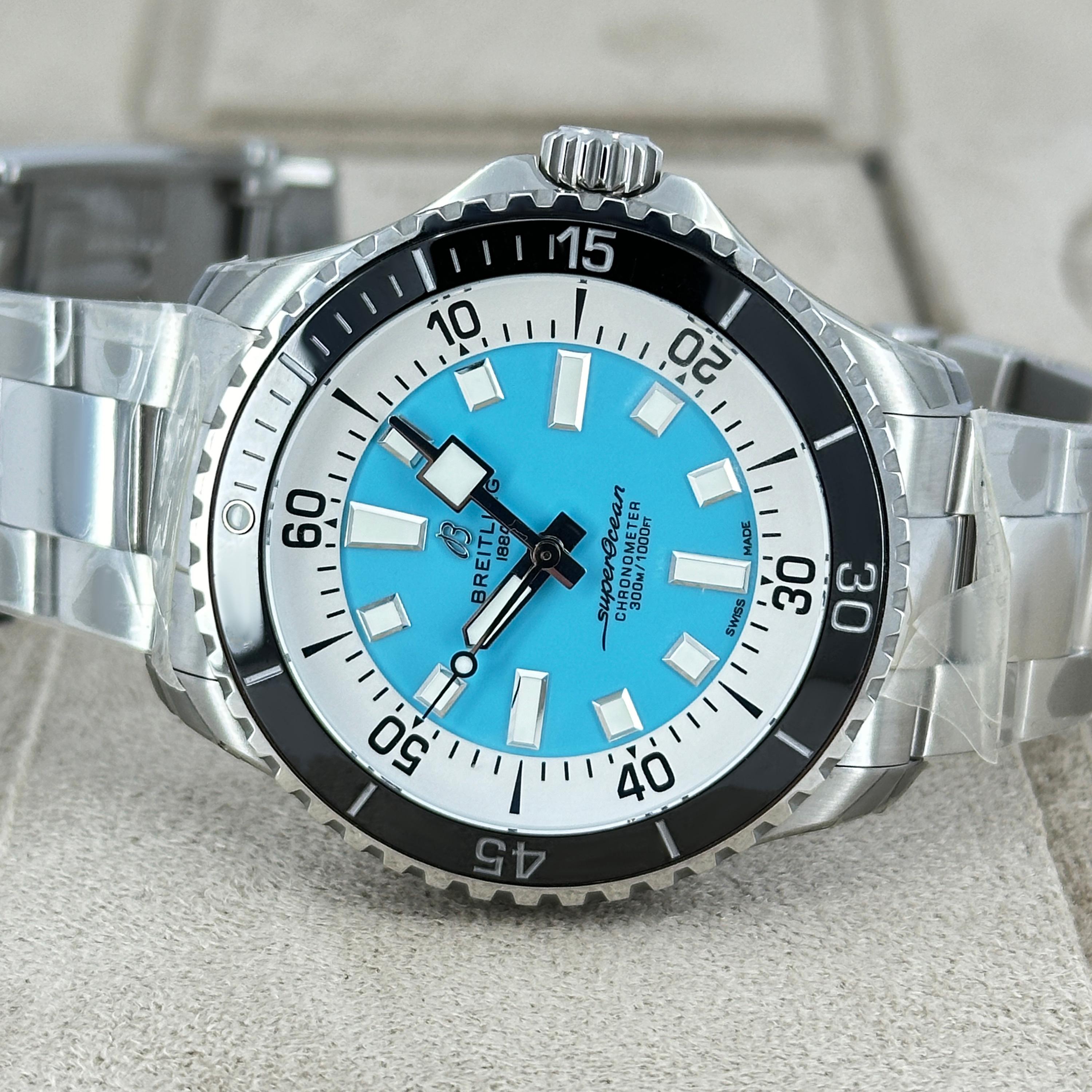 Inédite Breitling Superocean Reference# A17376211L2A1, Set complet, 2025 en vente 5