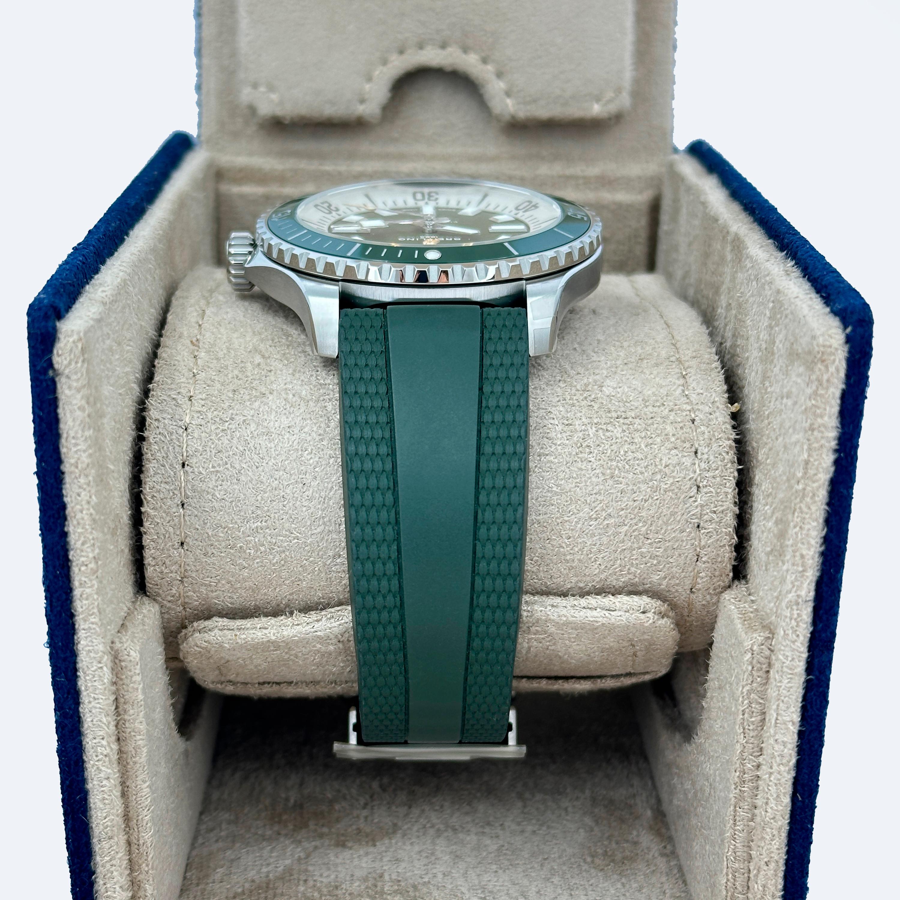 Inédite Breitling Superocean Reference# A17376A31L1S1, Ensemble complet, 2025 en vente 4