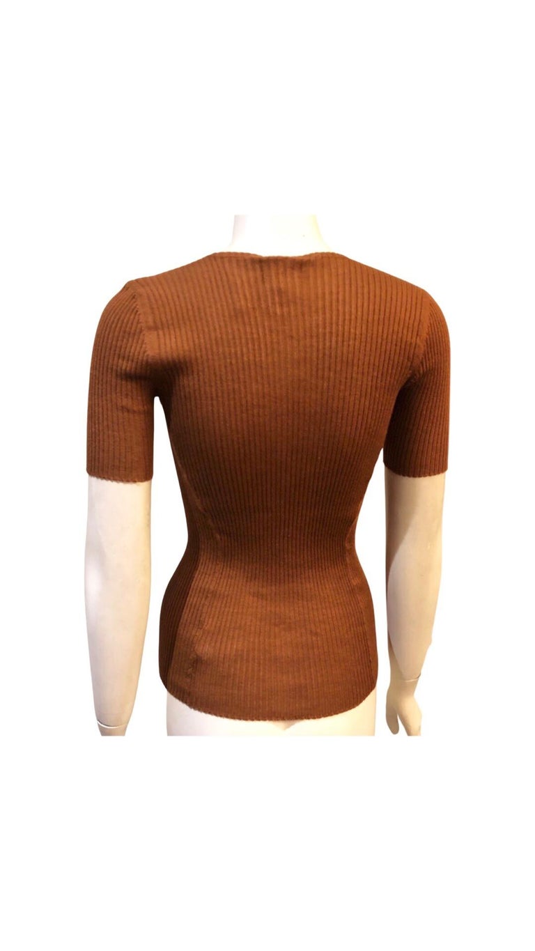 Women's or Men's Unworn Chanel Brown Cashmere and Silk CC Logo Top  For Sale