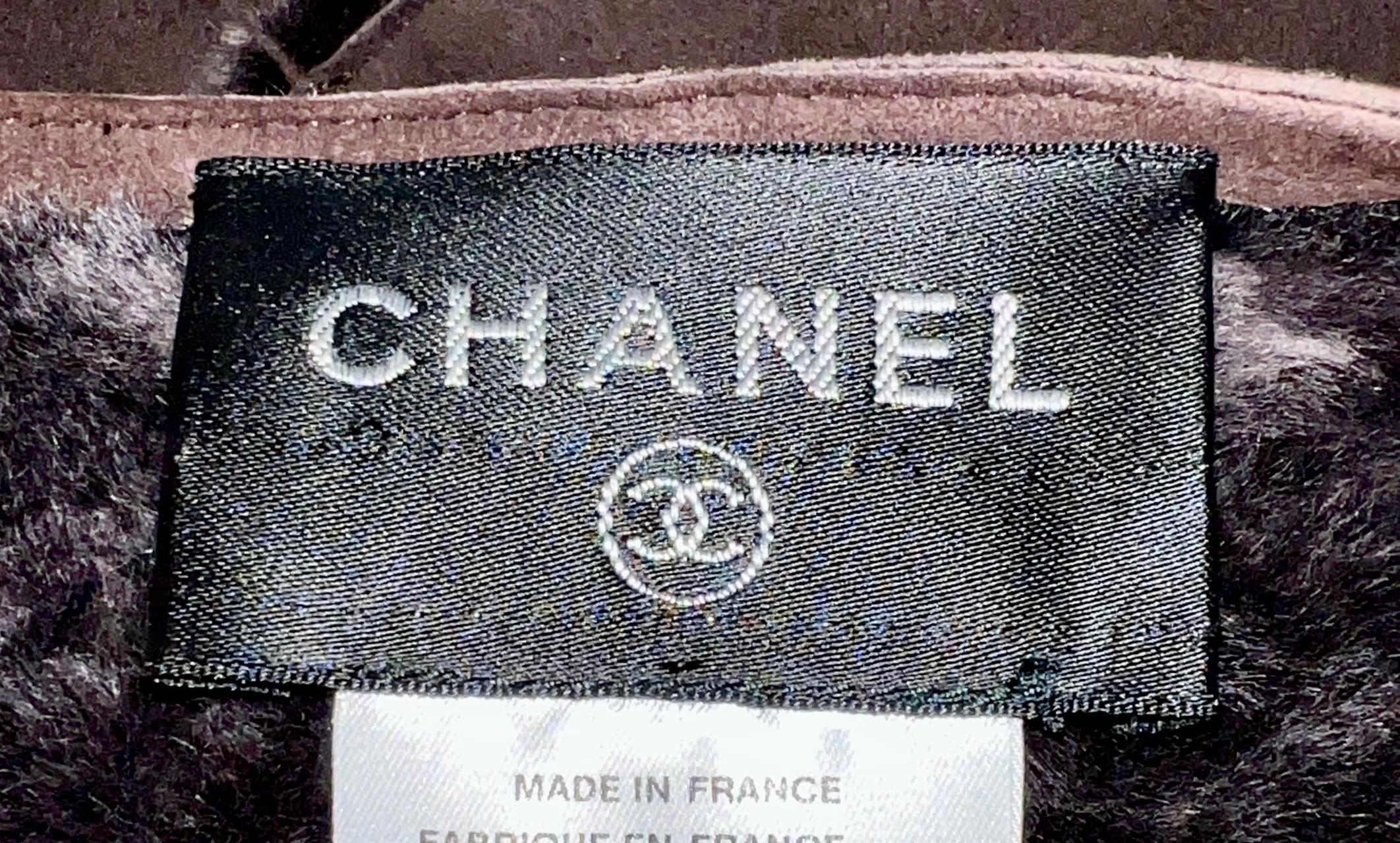 UNWORN Chanel Brown Lambskin Suede Fur Shearling Outwear Jacket 34 For Sale 4
