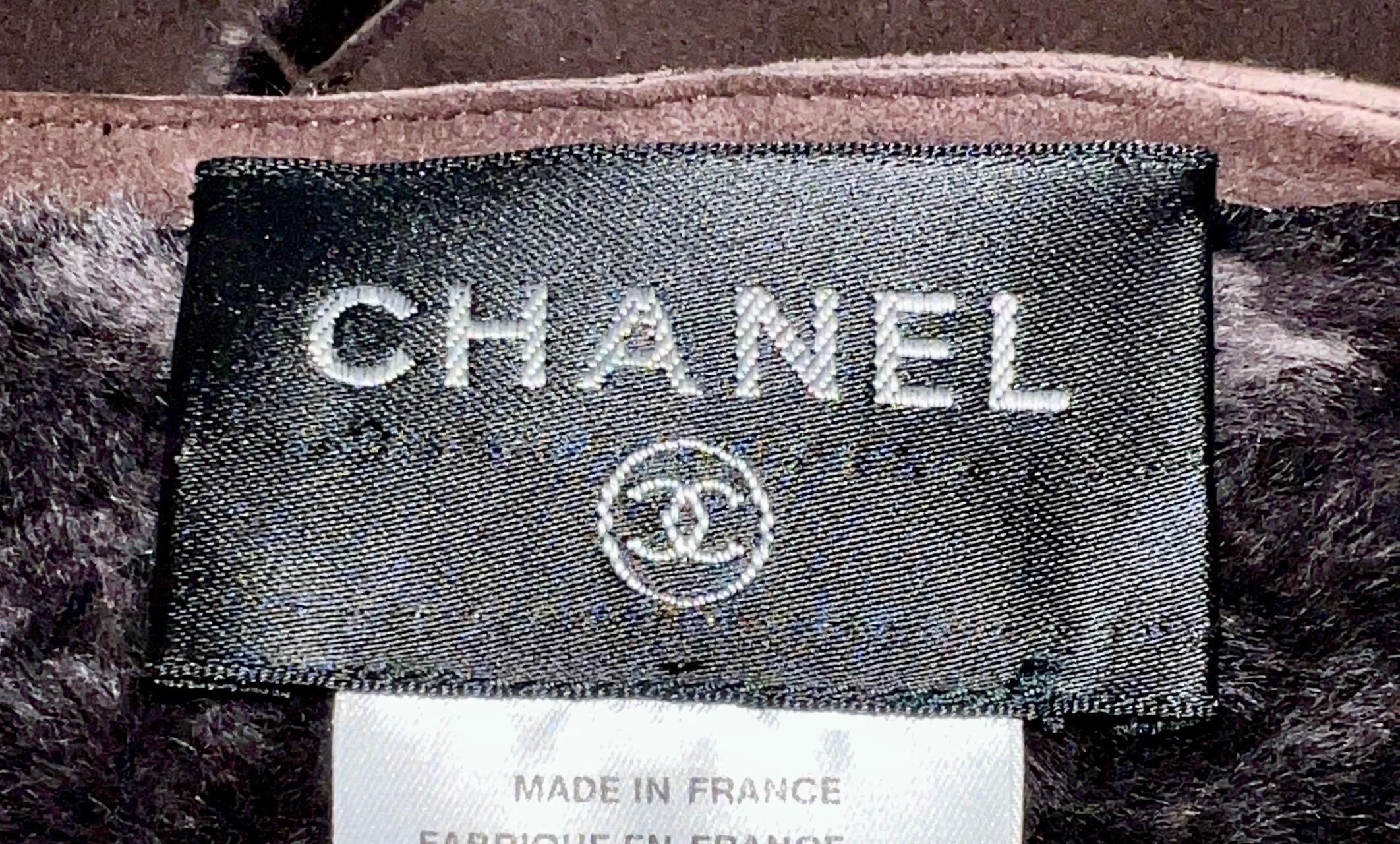 UNWORNN Chanel Brown Lambskin Suede Fur Shearling Outwear Jacket 34 en vente 6