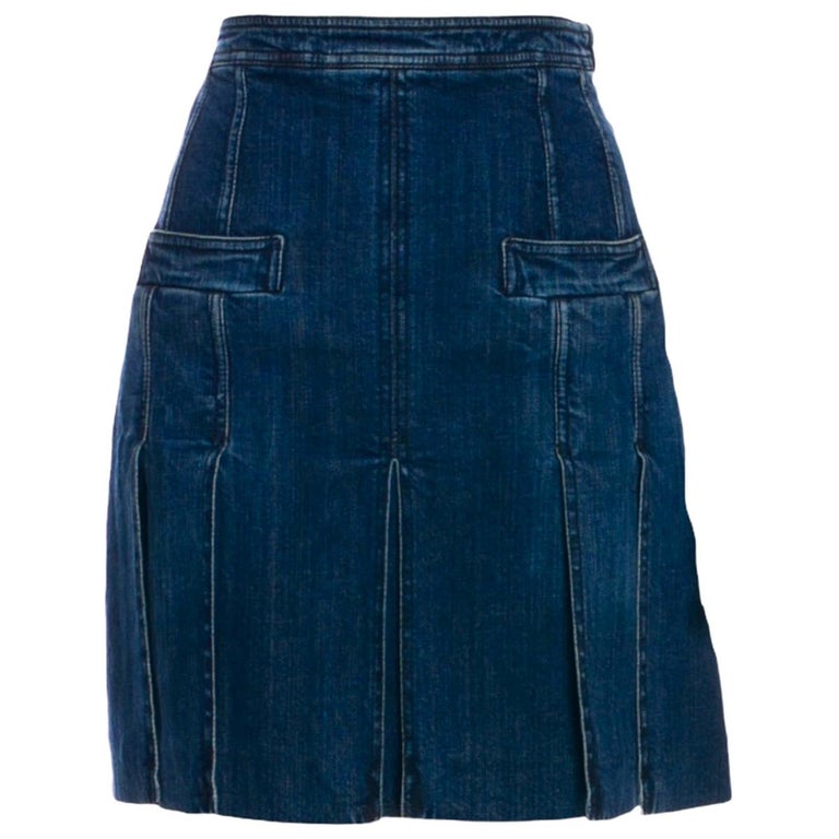 UNWORN Chanel Denim Jeans Pleated Skirt 40 For Sale at 1stDibs