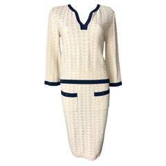 Chanel Monocromo Logo CC Button Gonna Top Set Ensemble come vestito 38