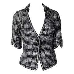 Chanel - Blazer court en tweed monochrome avec bordures tressées, non porté, taille 36