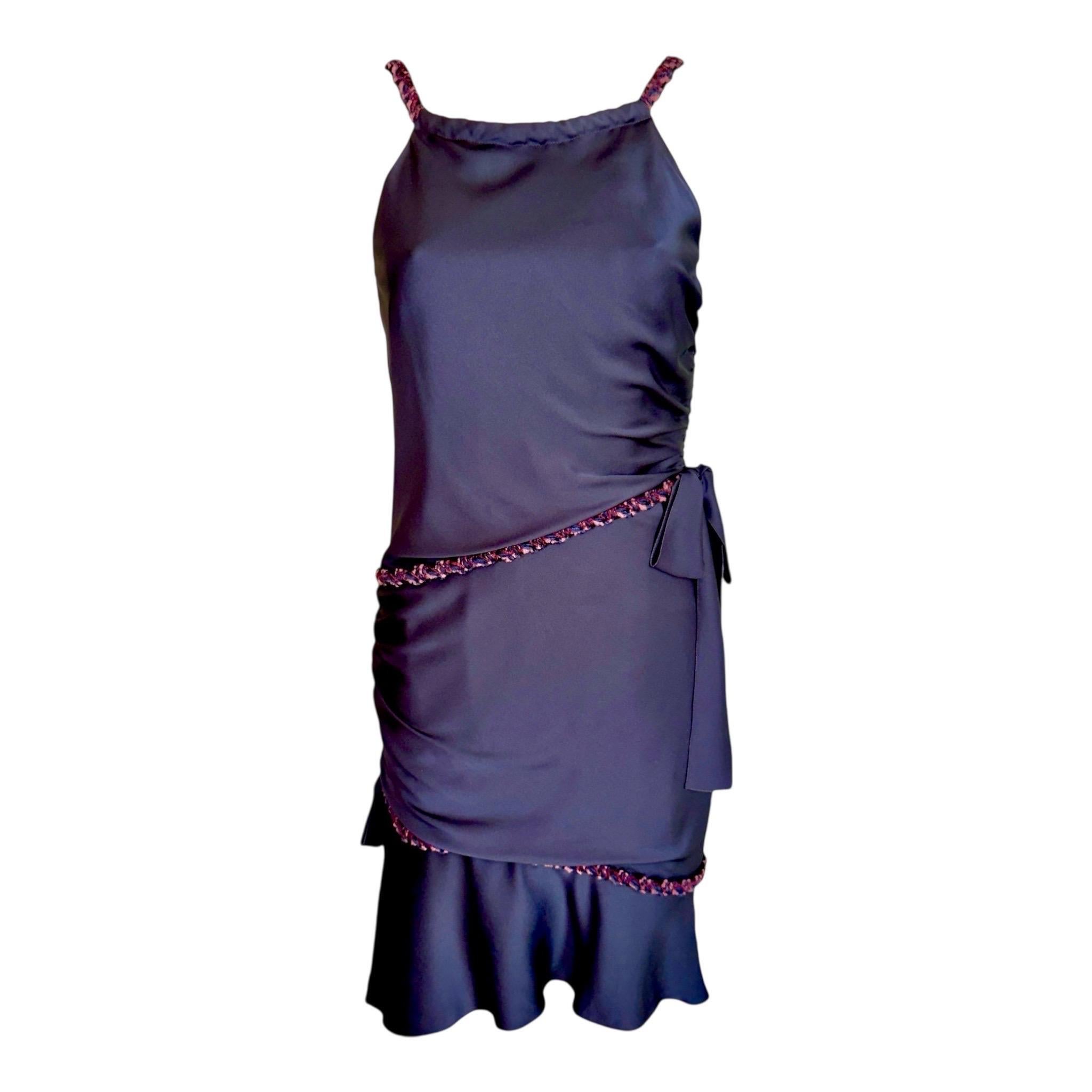 Abito Chanel Navy drappeggiato in seta con passamaneria in tweed fantasia, non indossato, 38