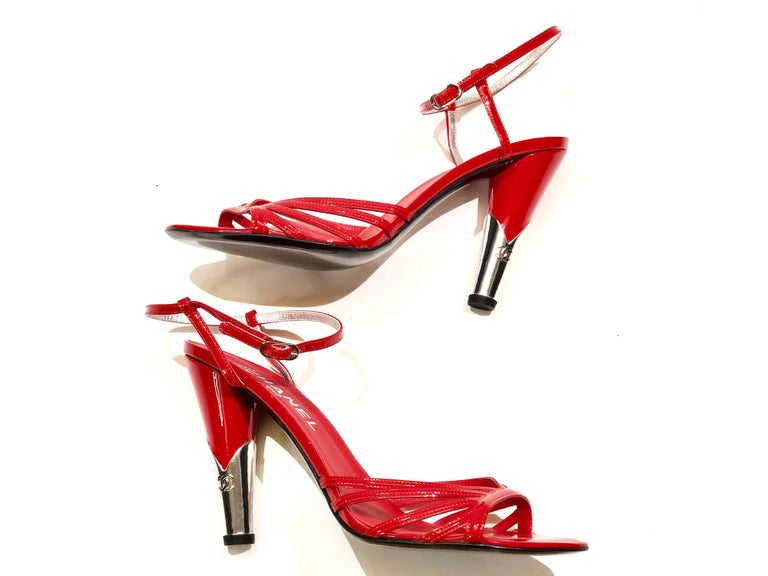 Women's Unworn Chanel Red Patent Leather Slingback Sandals Silver 