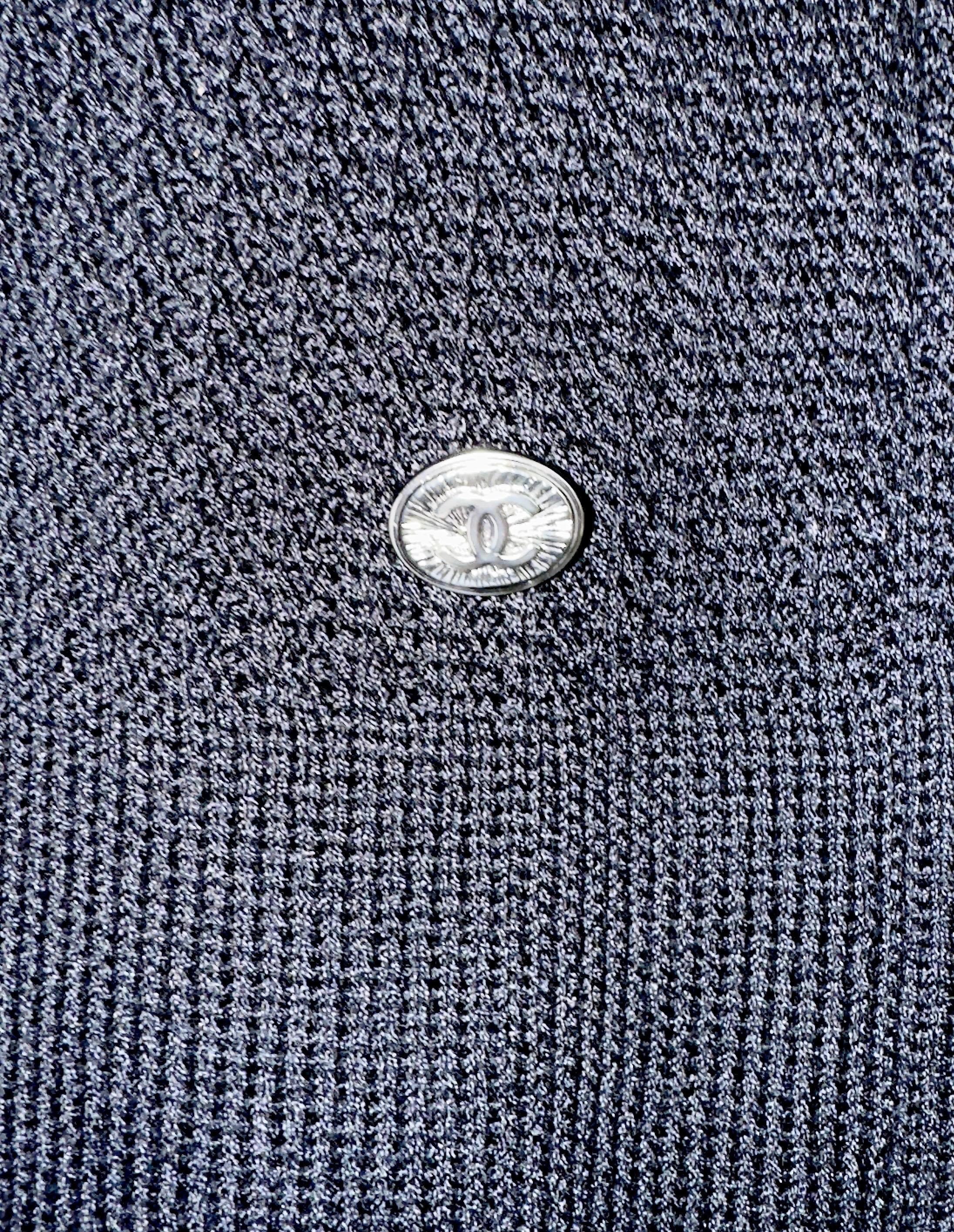 De las mujeres Vestido de punto de crochet Chanel sin estrenar Recortes de malla de seda 36 en venta