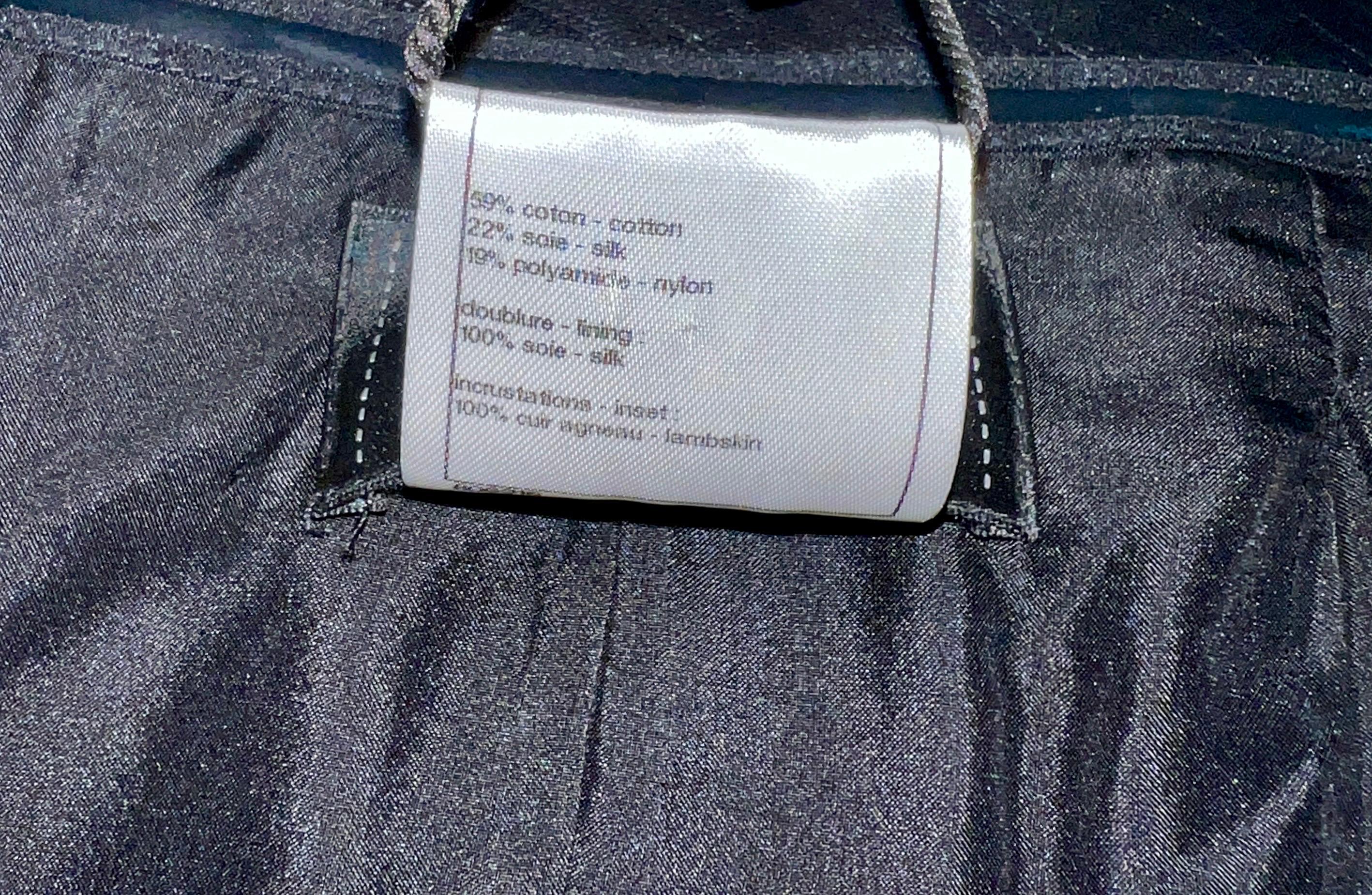 Women's UNWORN Chanel Tweed & Leather Strapless Corset Dress 38 For Sale