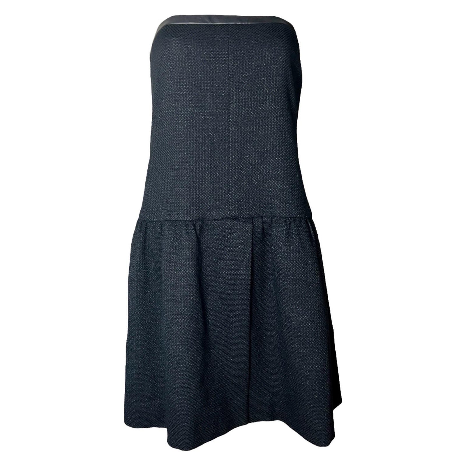 Robe corset Chanel sans bretelles en tweed et cuir 38