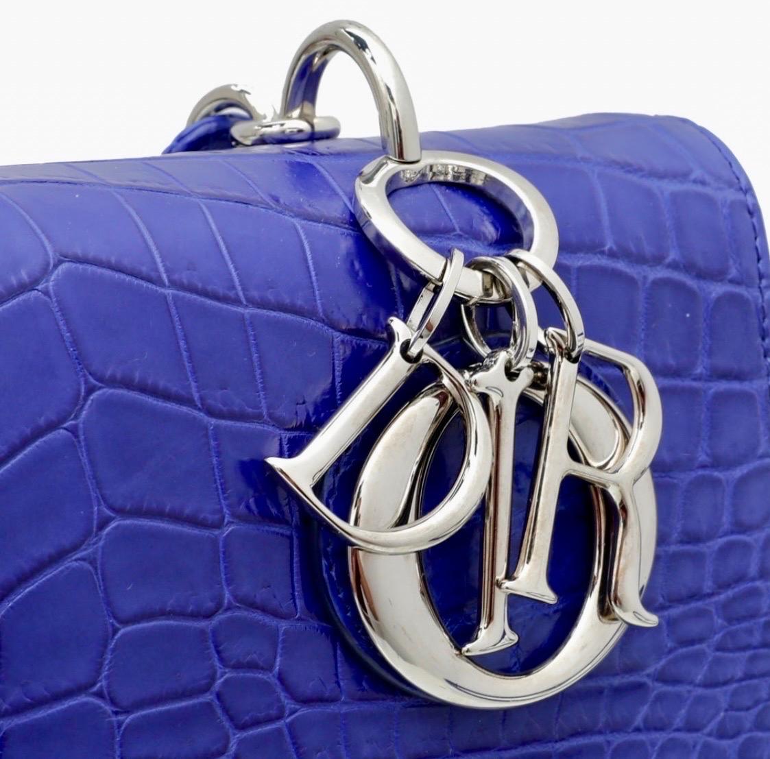 Sac à main Christian Dior édition limitée en crocodile exotique bleu électrique non porté en vente 7