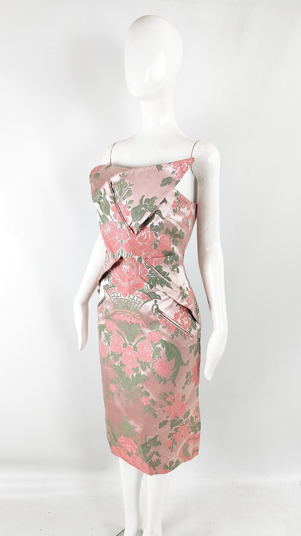 Unworn Christopher Kane Pink Satin Jacquard Brocade Evening Cocktail Party Dress In Excellent Condition For Sale In Doncaster, South Yorkshire