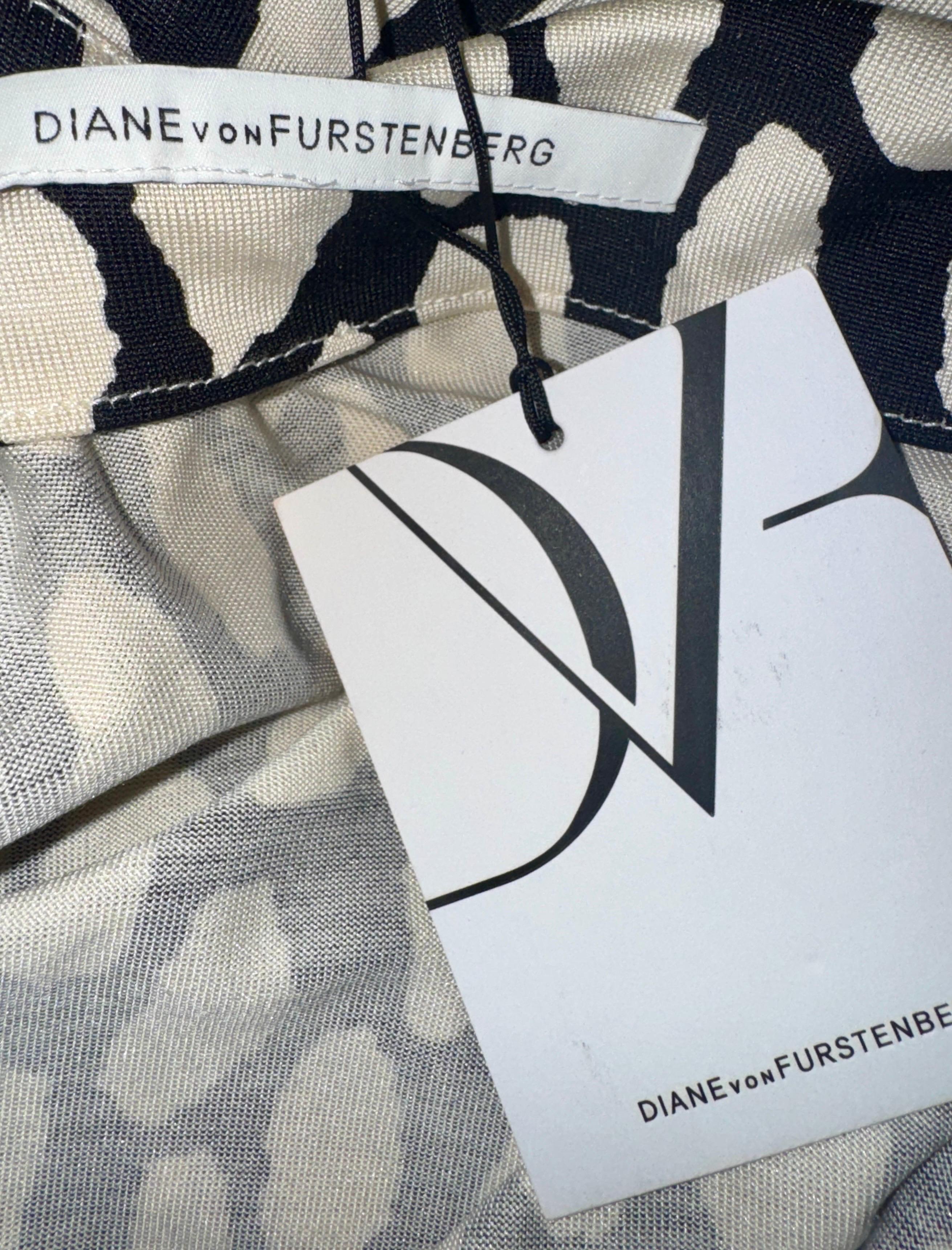 UNWORN Diane von Furstenberg DVF Signature Wrap Dress 6 1