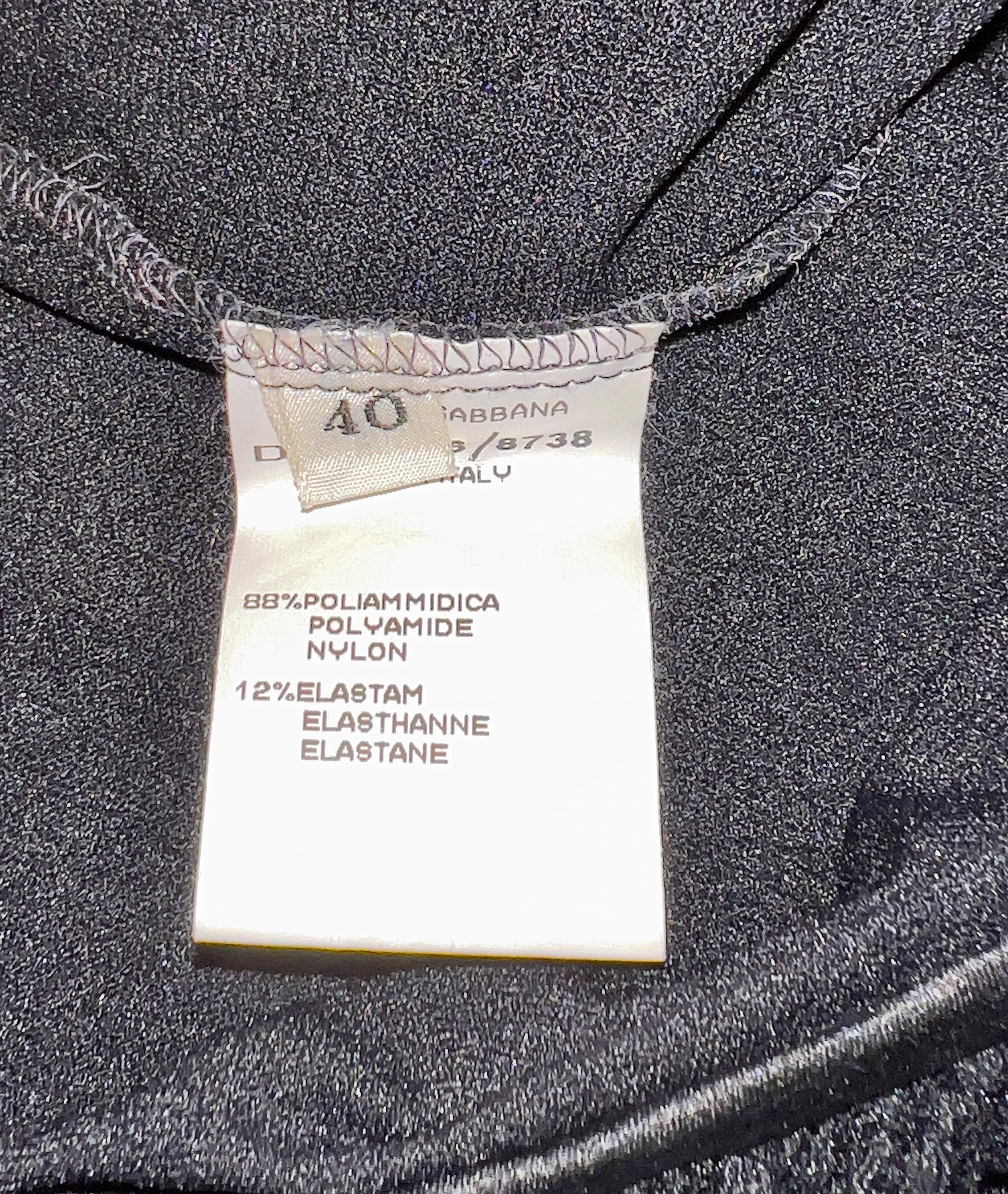 UNWORN Dolce & Gabbana 1990s Black 3D Crochet Knit Evening Gown Maxi Dress 40 For Sale 1