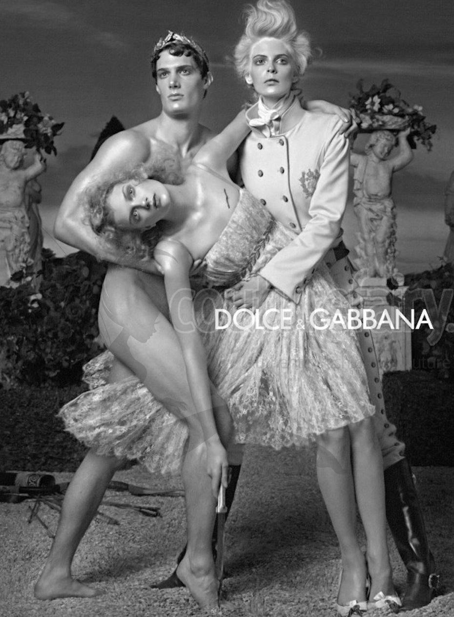 UNWORN Dolce & Gabbana Schwarzes Korsett-Cocktailkleid aus französischer Spitze mit Lorbeermuster 38 im Angebot 5