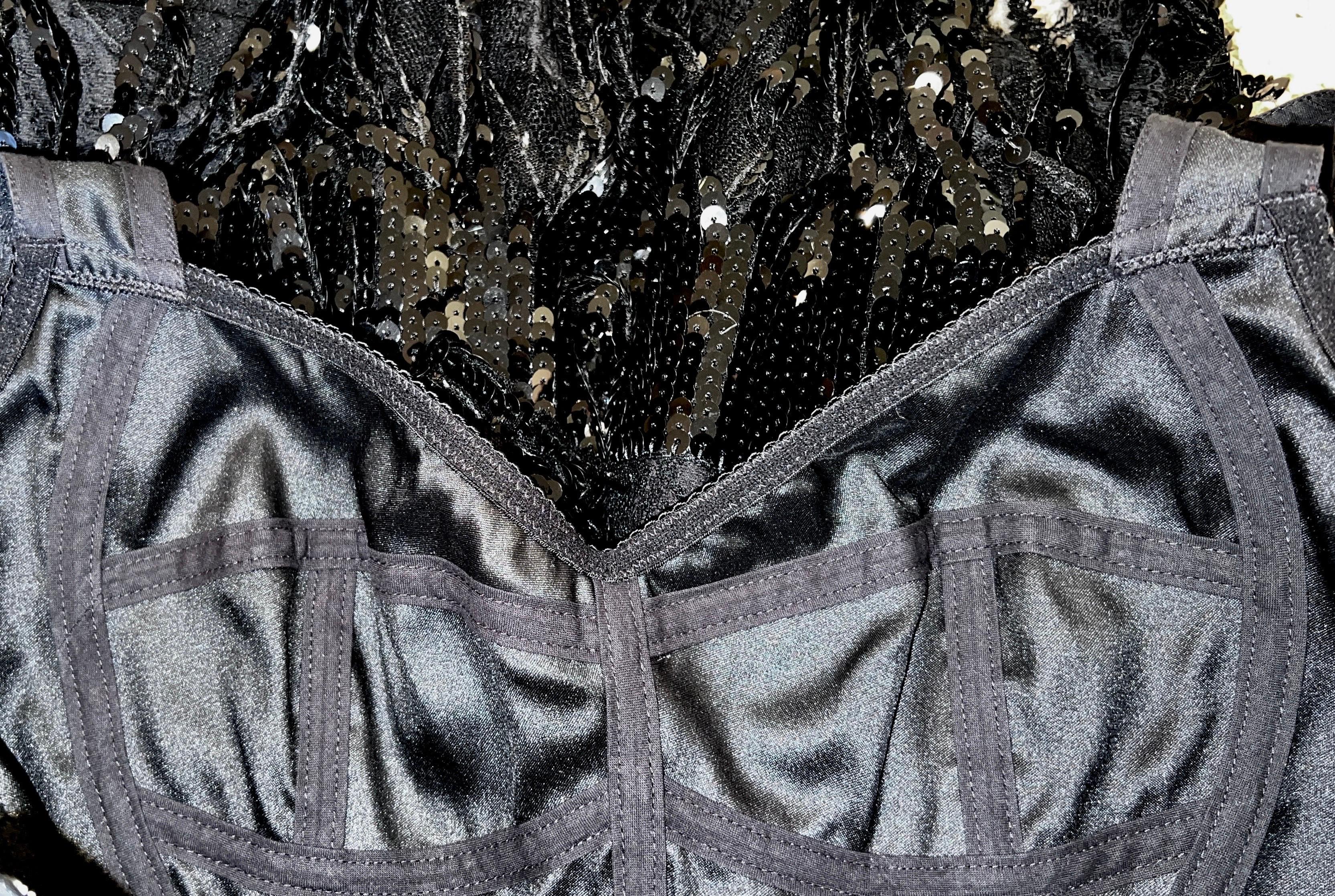 UNWORN Dolce & Gabbana Black Corset Logo Lace Sequin Fringe Cocktail Dress 42 For Sale 3