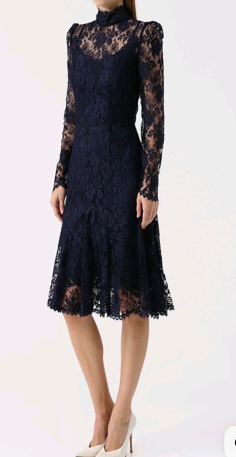 UNBEKANNT Dolce & Gabbana Mitternachtsblaues Cordonetto-Spitzen-Cocktailkleid im Angebot 3