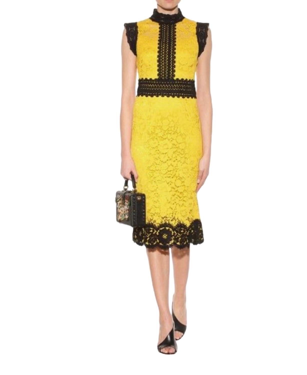 UNWORN Dolce & Gabbana Yellow & Black Guipure Lace Evening Cocktail Dress 40 For Sale 6