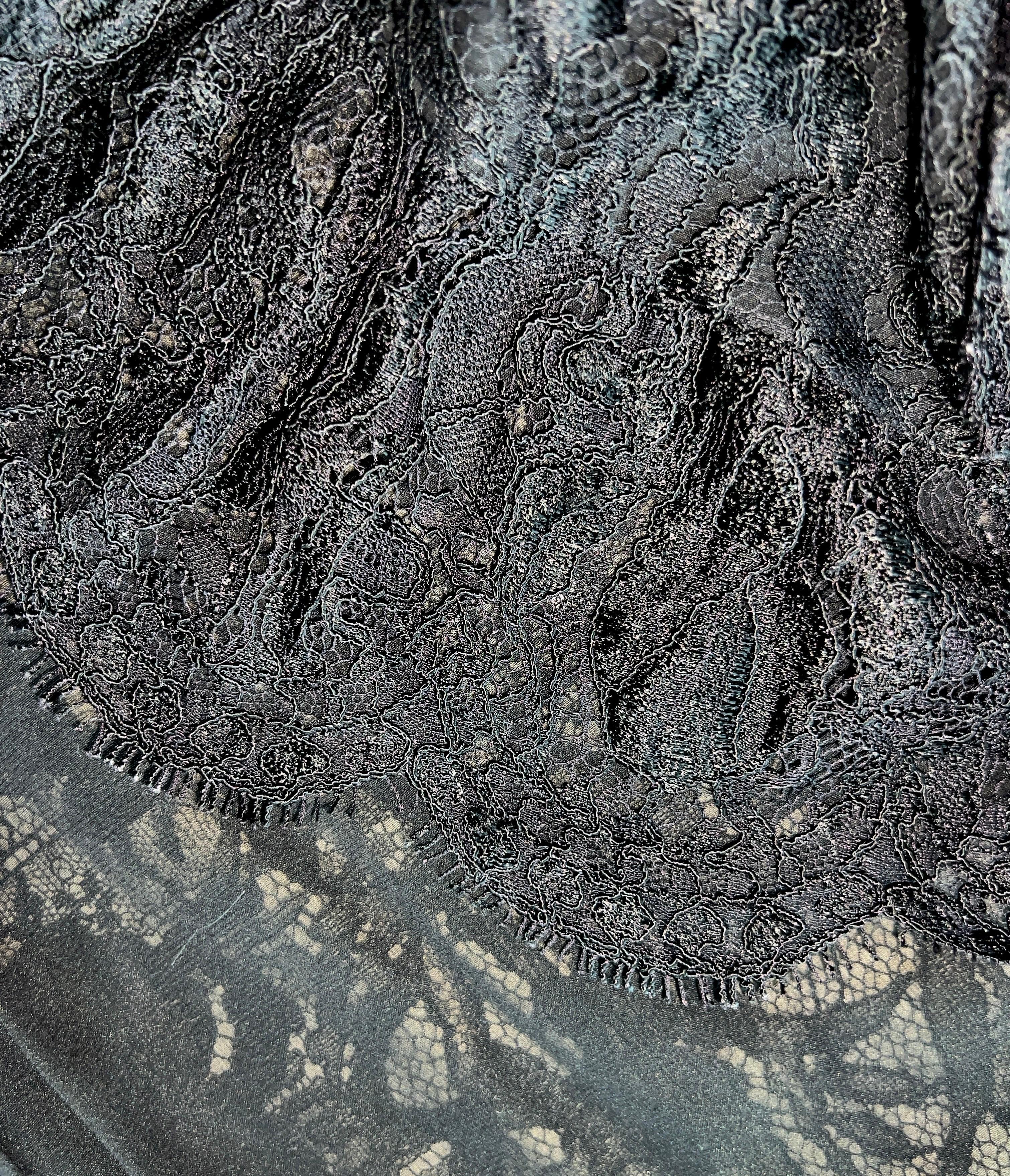 UNWORN Emilio Pucci by Peter Dundas Black Belted Lace Dress Zipper Detail 42 For Sale 2