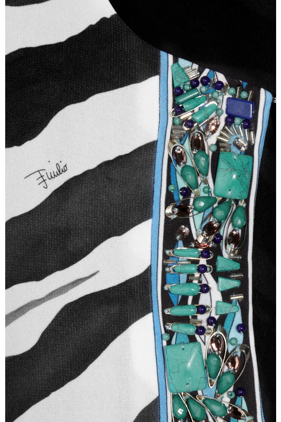 UNWORN Emilio Pucci Besticktes, mit Signaturdruck verziertes Maxikleid 42 im Angebot 1