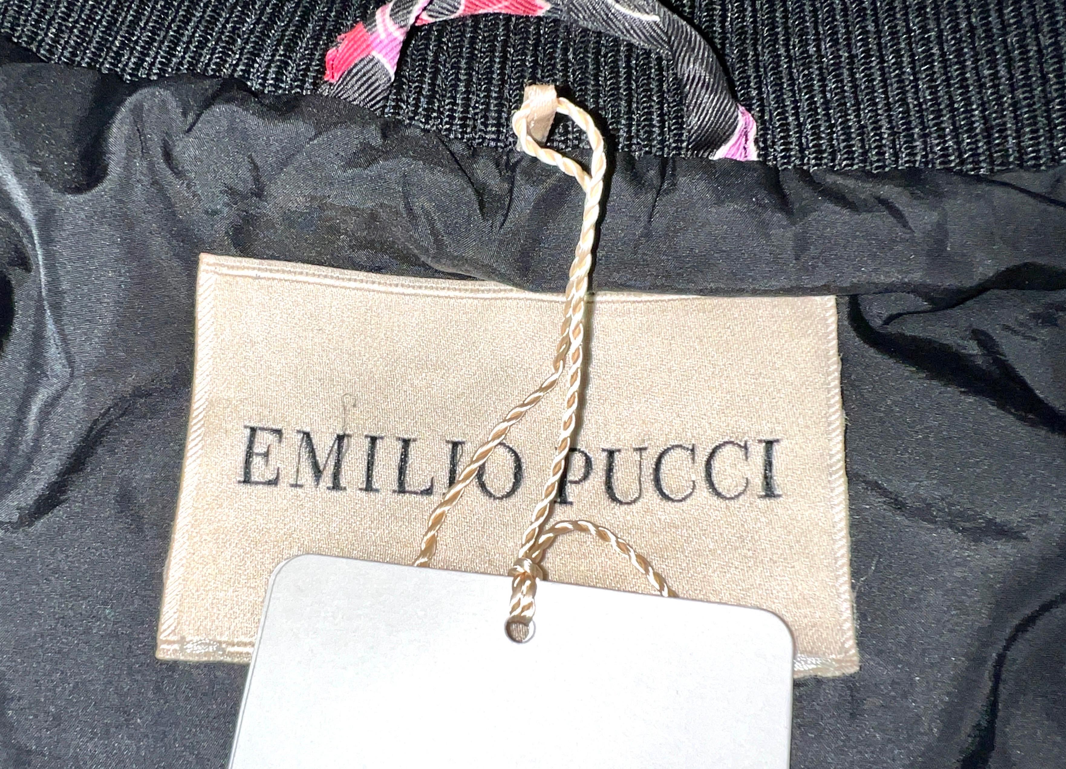 UNWORN Emilio Pucci Lips Signature Print Bomber Outdoor Winter Jacket 42 For Sale 6