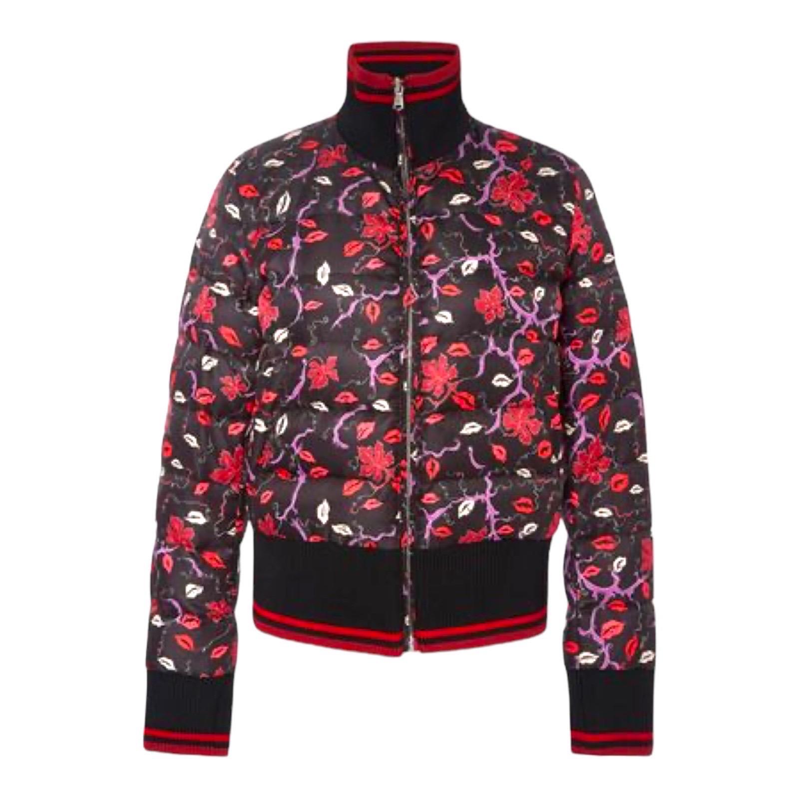 UNWORN Emilio Pucci Lips Signature Print Bomber Outdoor Winter Jacket 42 In Excellent Condition For Sale In Switzerland, CH