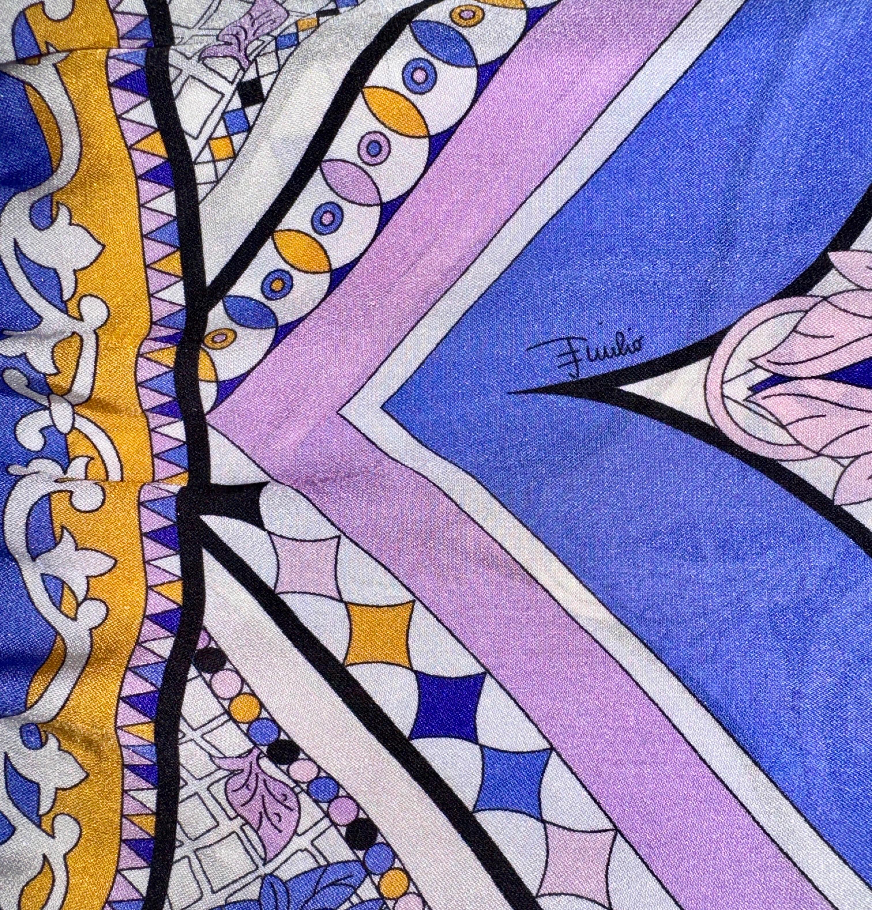 Emilio Pucci Signature Robe imprimée en soie multicolore avec pompons 44 non portée en vente 3