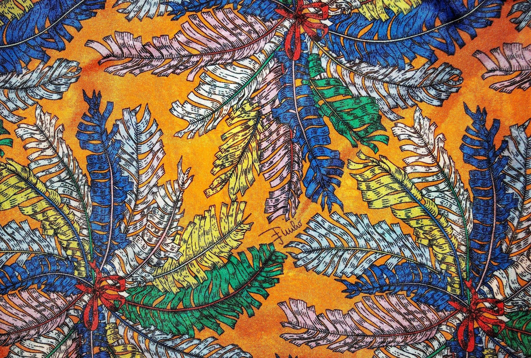 Emilio Pucci 2PCS Orange Signature Print Silk Pants Suit Set Ensemble M, non indossato. in vendita 2
