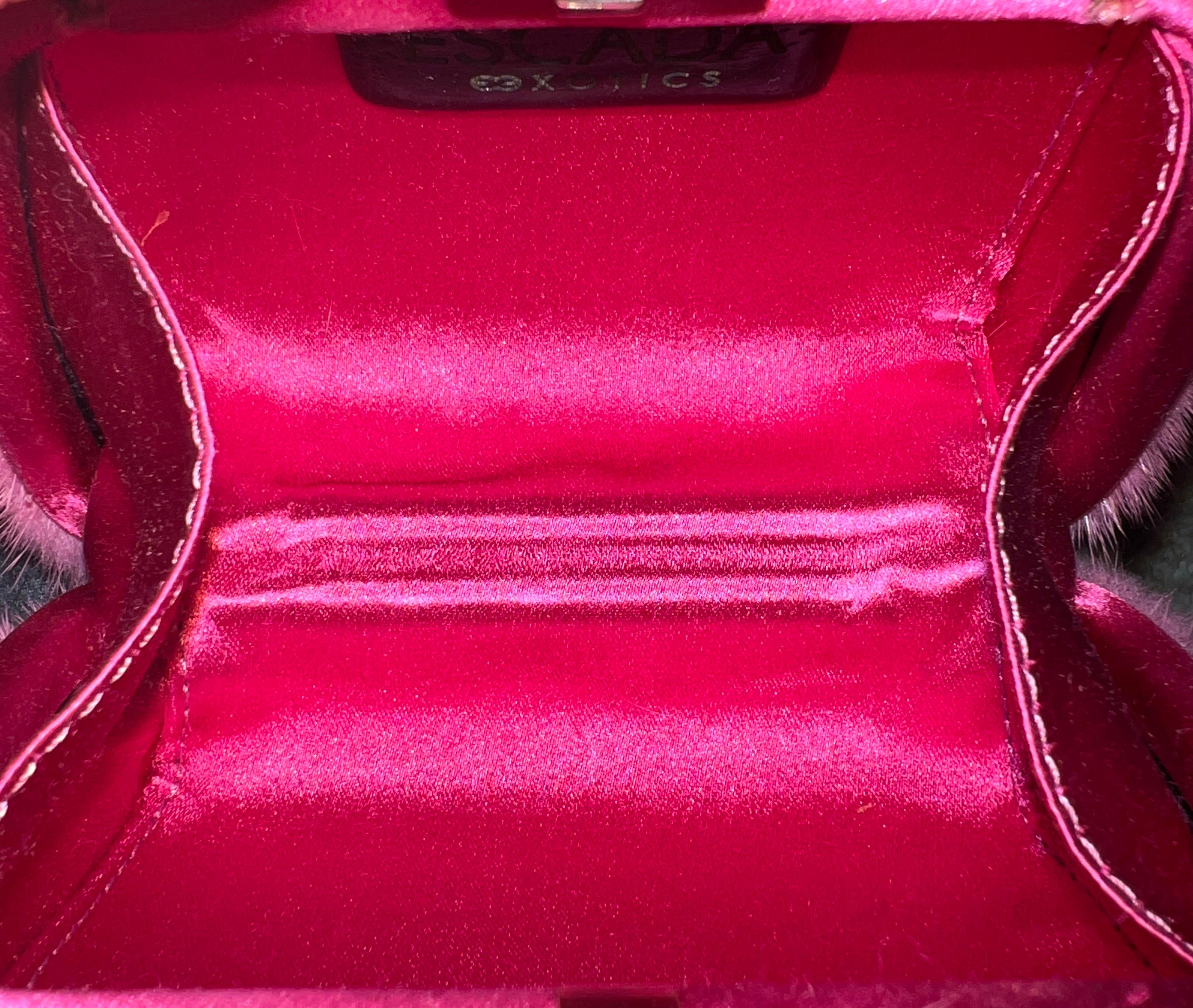 UNWORN Exotische Escada „Barbiecore“ Rosa Nerzpelz-Minitasche Clutch Umhängetasche  im Angebot 6