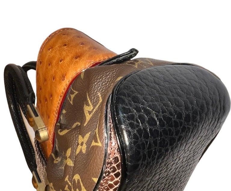 Louie Vuitton Walts Macha Ostrich Bag for Sale in Seattle, WA - OfferUp