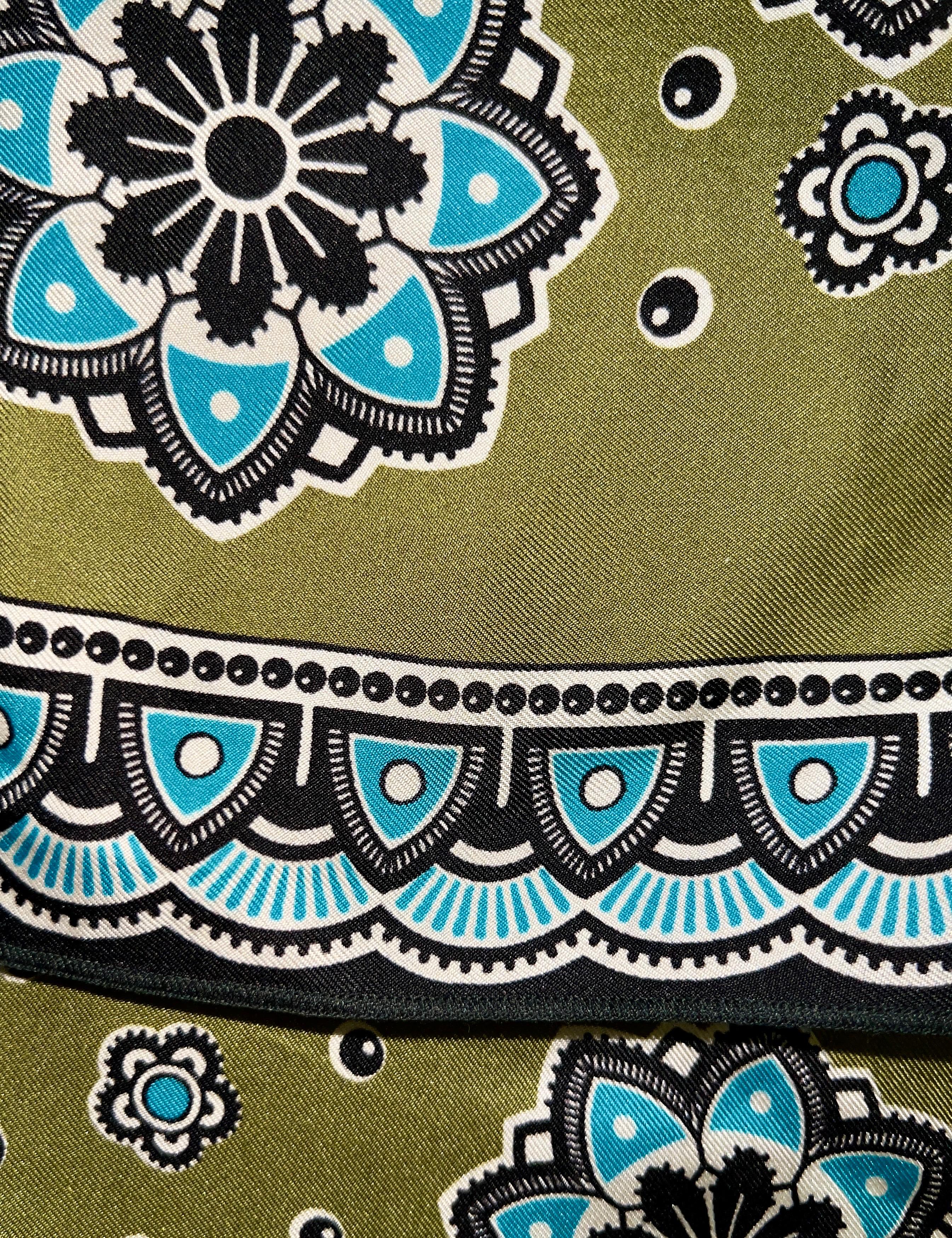 UNWORN F.R.S For Restless Sleepers FRS Arabesque Palazzo Pants Lounge Silk Suit For Sale 3