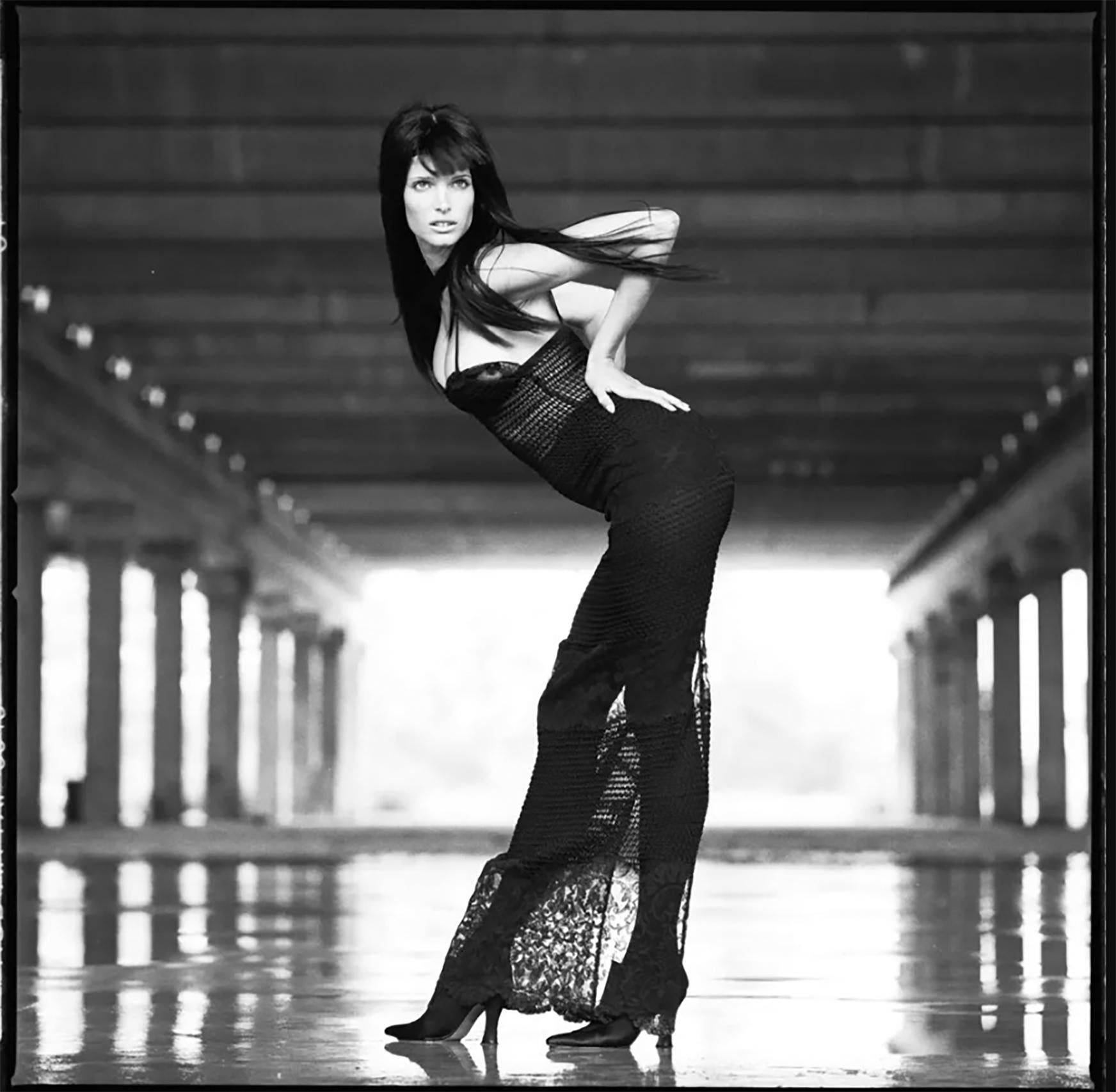 Unworn Gianni Versace Fall/Winter F/W 1993 Runway Gown — Naomi Campbell Look For Sale 5