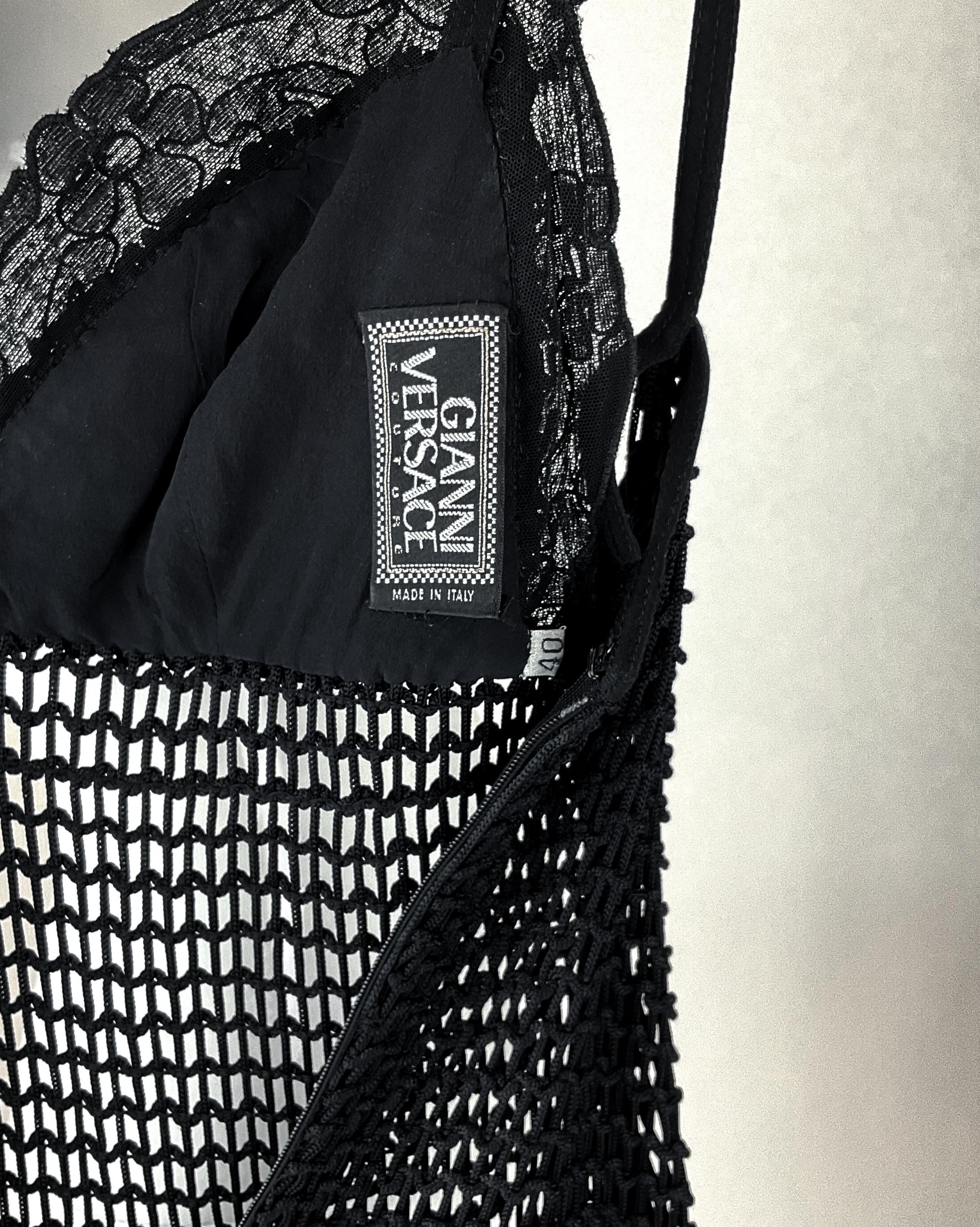 Unworn Gianni Versace Fall/Winter F/W 1993 Runway Gown — Naomi Campbell Look For Sale 3