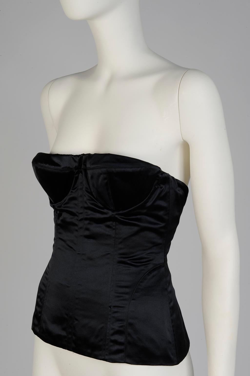Unworn Gucci By Tom Ford Runway Bustier Top, Spring-Summer 2001 In New Condition In Geneva, CH