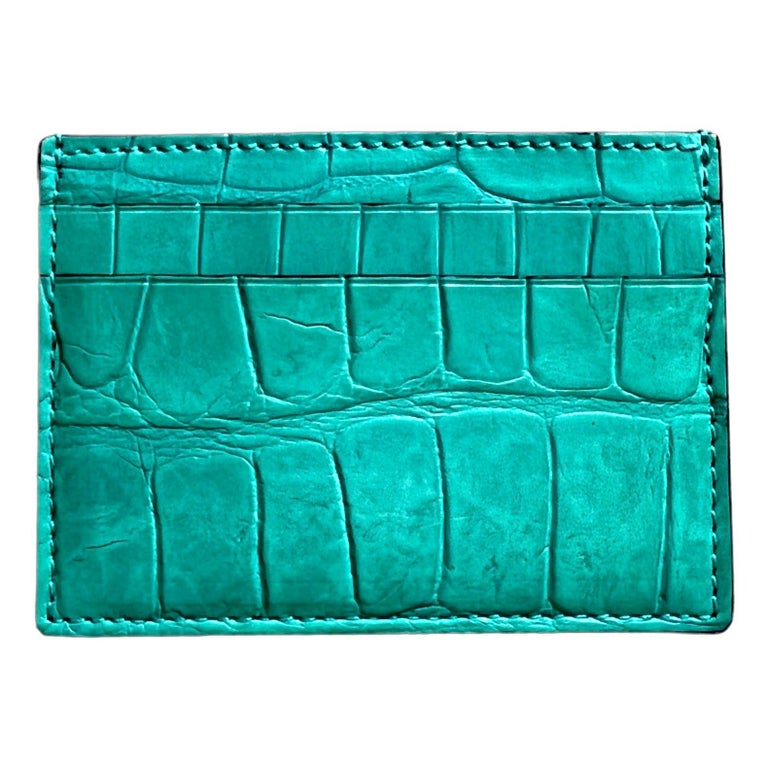 UNWORN Gucci Exotic Crocodile Skin Card Case - Rare and Unique „Tiffany“  Color For Sale at 1stDibs