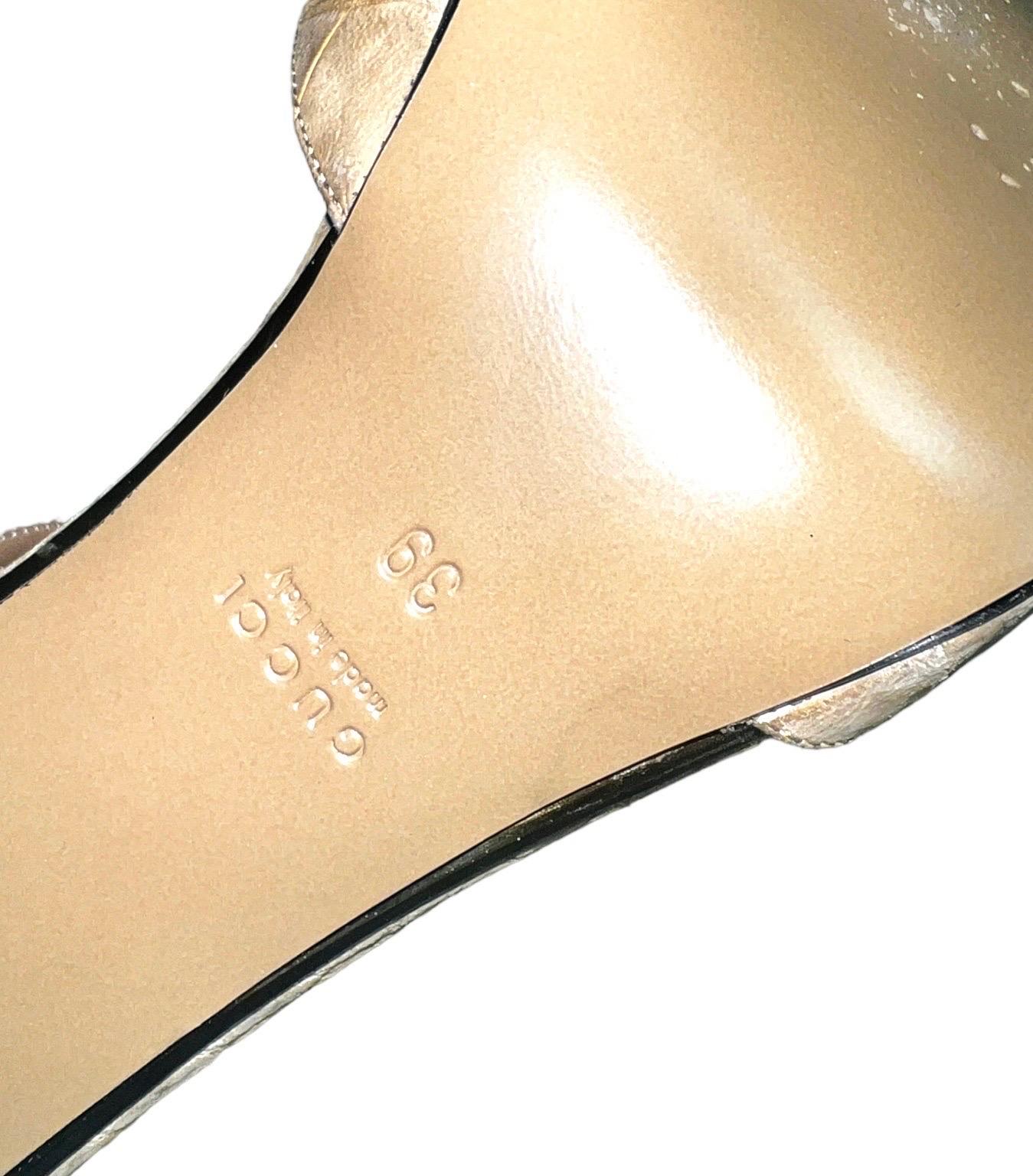 Women's UNWORN Gucci Exotic Matte Crocodile Skin Plateau High Heels Sandals 39 For Sale