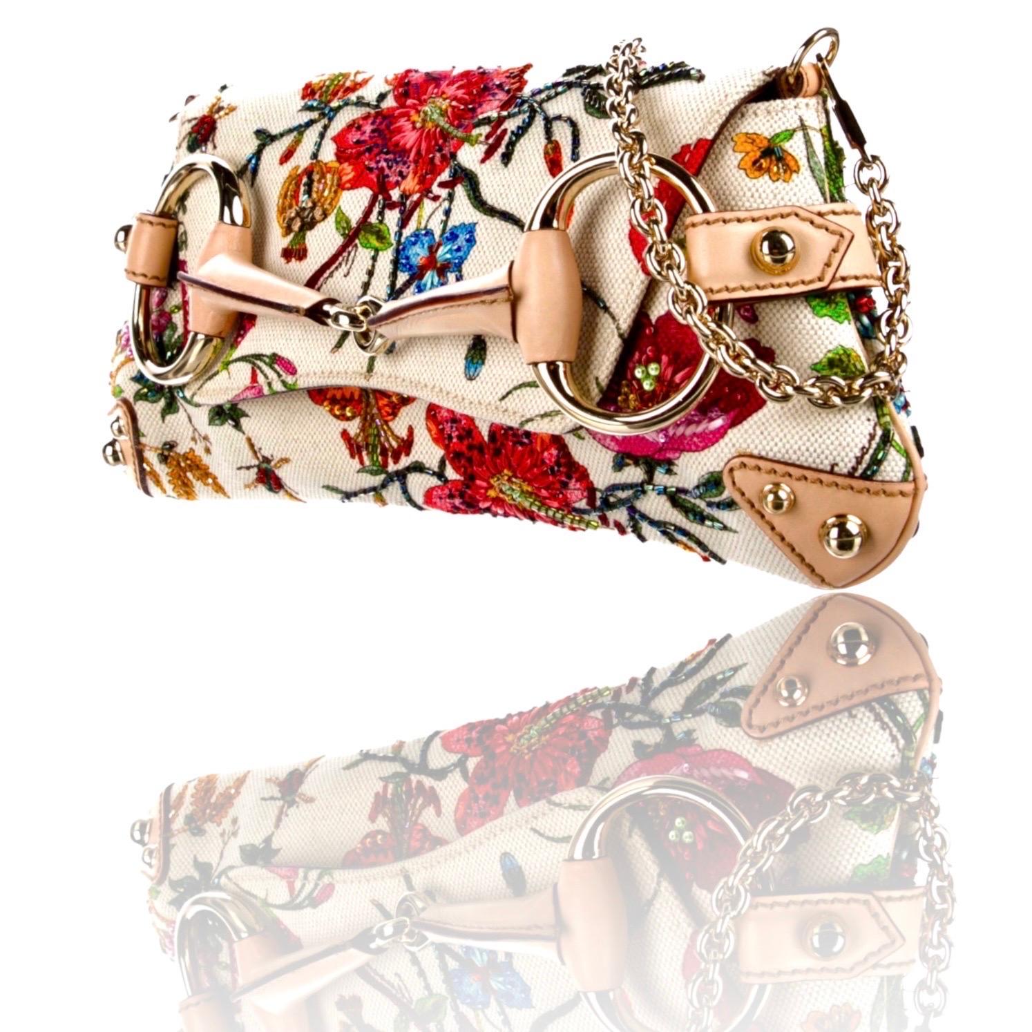 UNWORN Gucci Limited Edition Flora Print Beaded Embroidered Horsebit Bag Clutch For Sale 8
