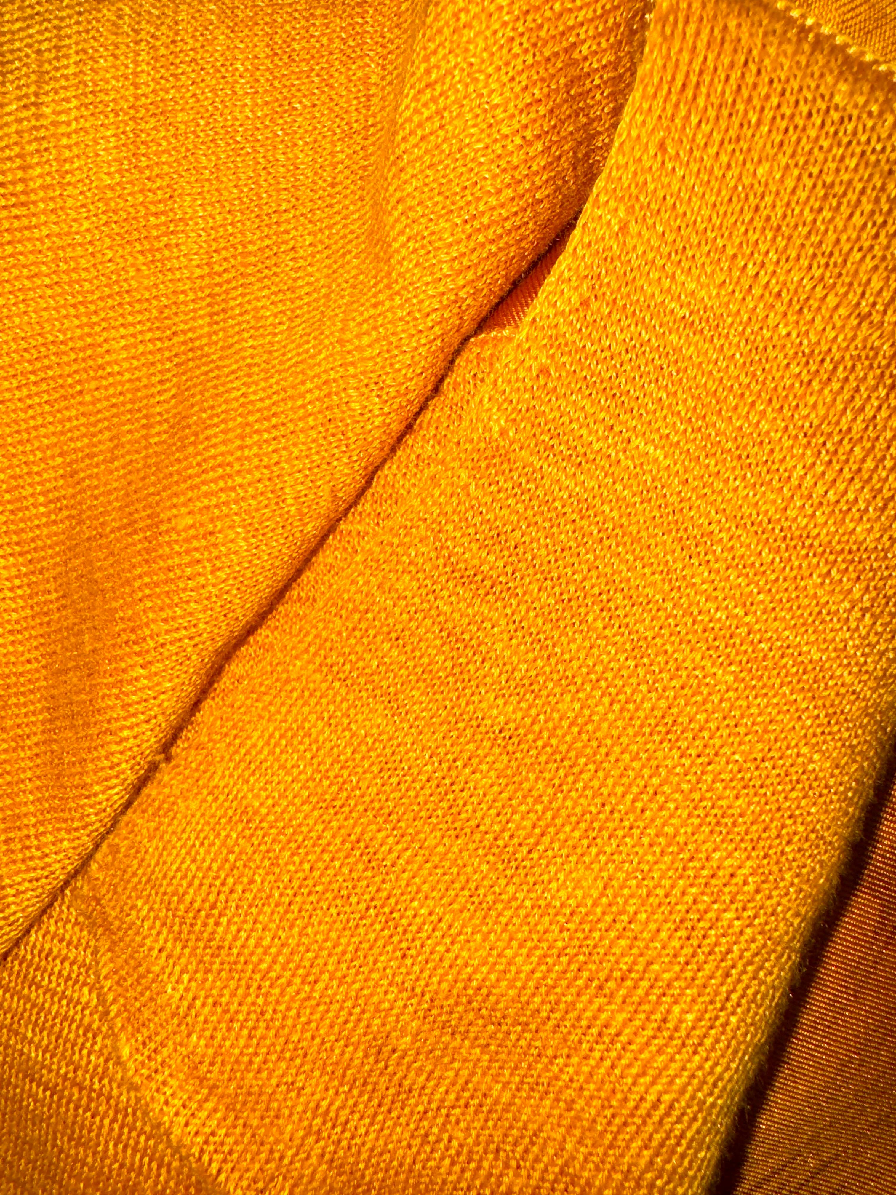 UNBEKANNT Hermès Paris Orange Bedruckte Seide Twill & Leinen Kaftan Kaftan Kleid OS im Angebot 2