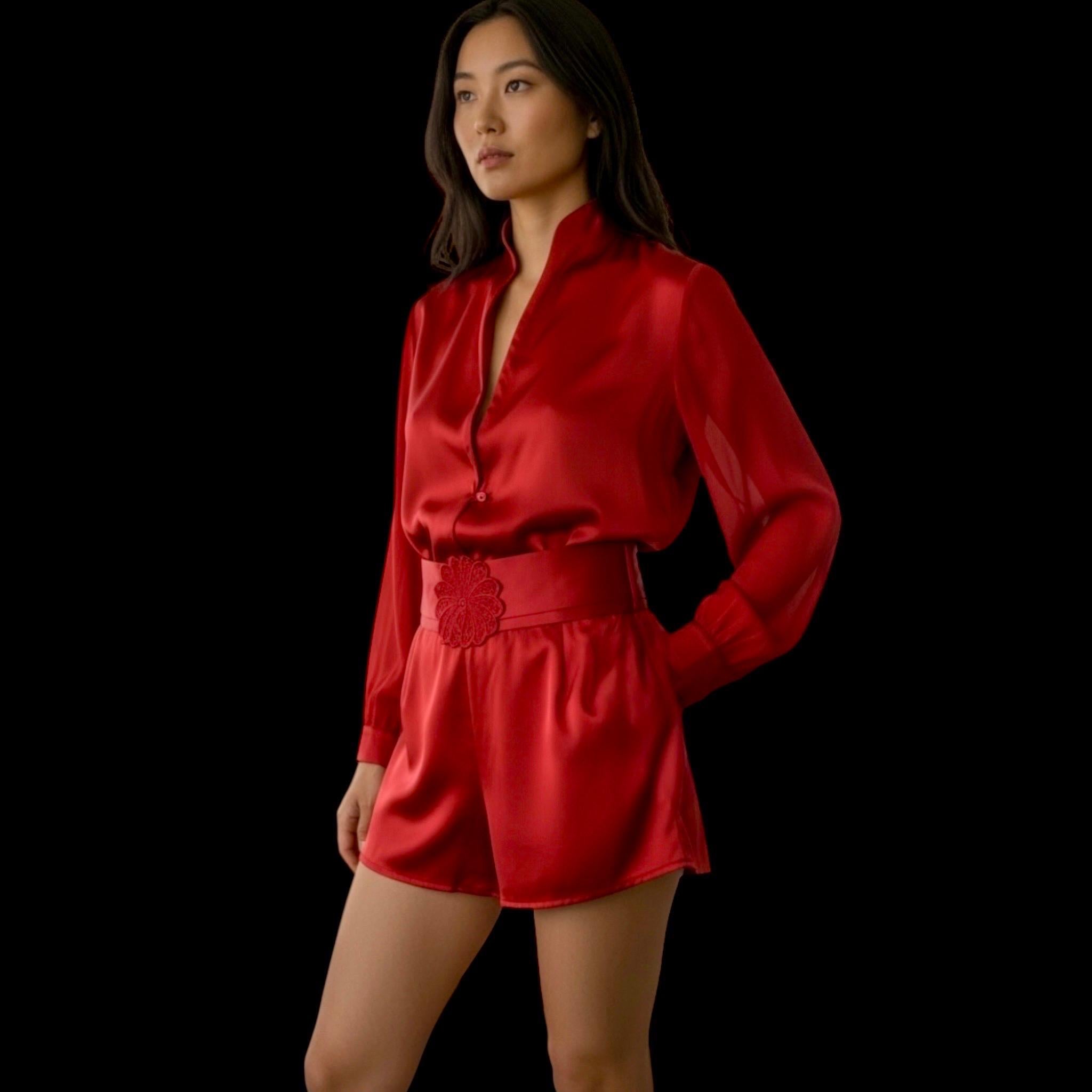 UNWORN LA PERLA Red Silk Blouse Shorts Chinoiserie Ensemble with Belt S en vente 8