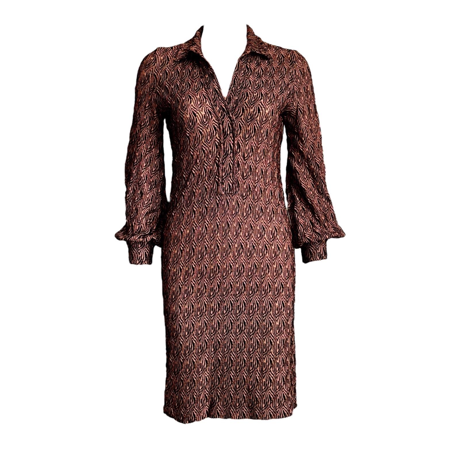 Missoni give us chevron patterns like no other. Wear this chic tunic dress with opaque tights and switch between shoes and boots to multiply your looks


Details:
Elegant Missoni Crochet Knit Dress
Consisting of 2 pieces - dress & matching knit