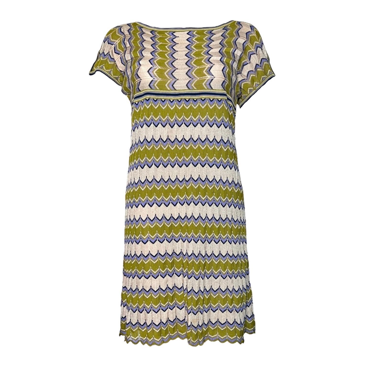 UNWORN Missoni Signature Chevron Zigzag Knit Mini Summer Dress 40 In Excellent Condition For Sale In Switzerland, CH